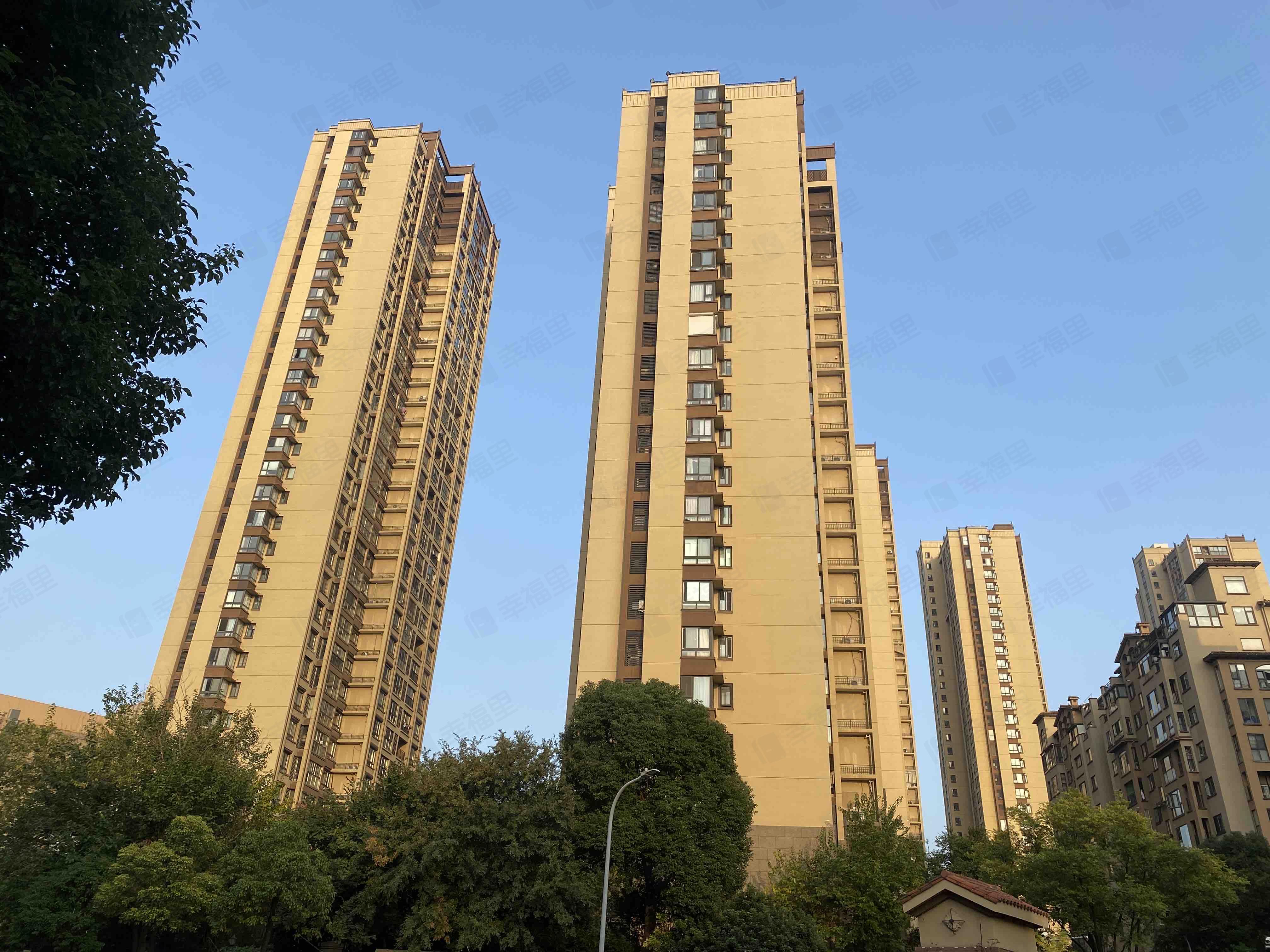 龙湖龙誉城(三期)小区效果图
