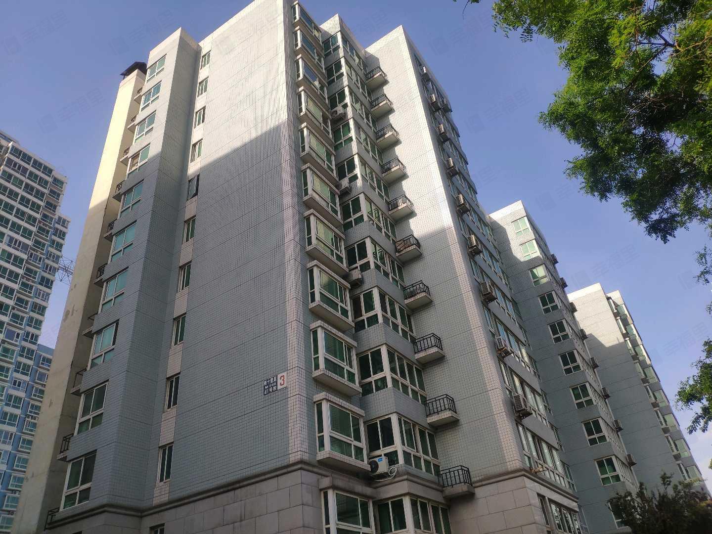 泰华滨河苑小区效果图