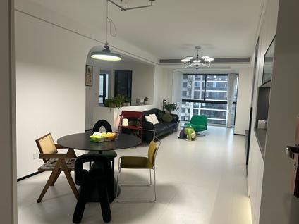 成都龙湖江天阙3室2厅110.46平中楼层/共20层