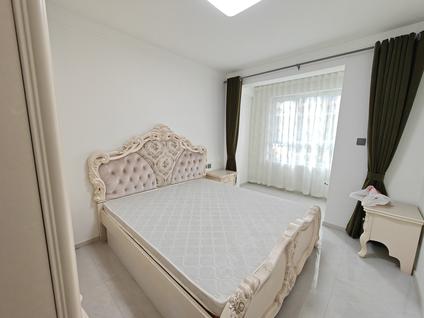 路南万达广场整租 富泰庄园2室2厅/88平/低楼层