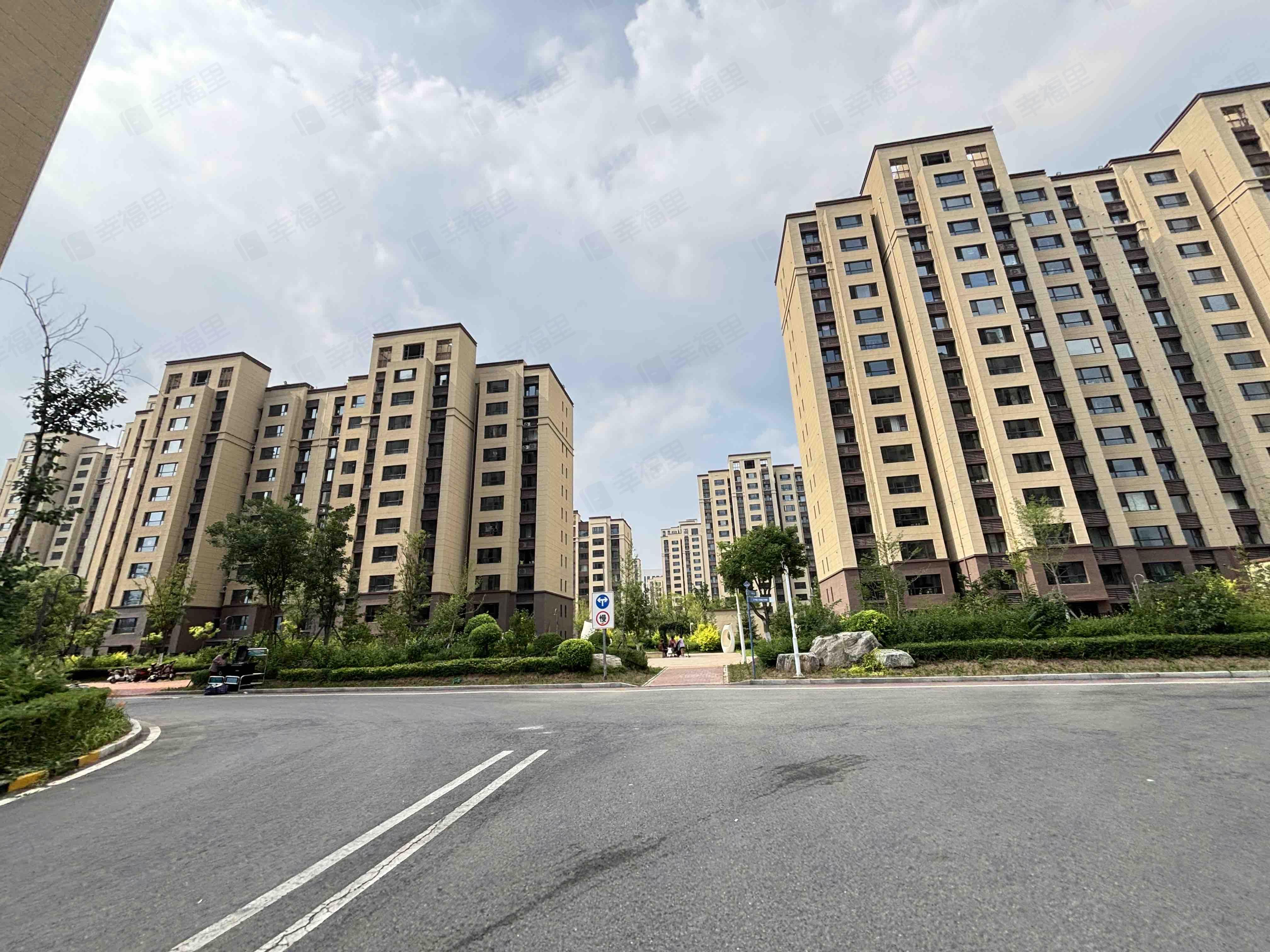 碧桂园朗悦湾小区效果图