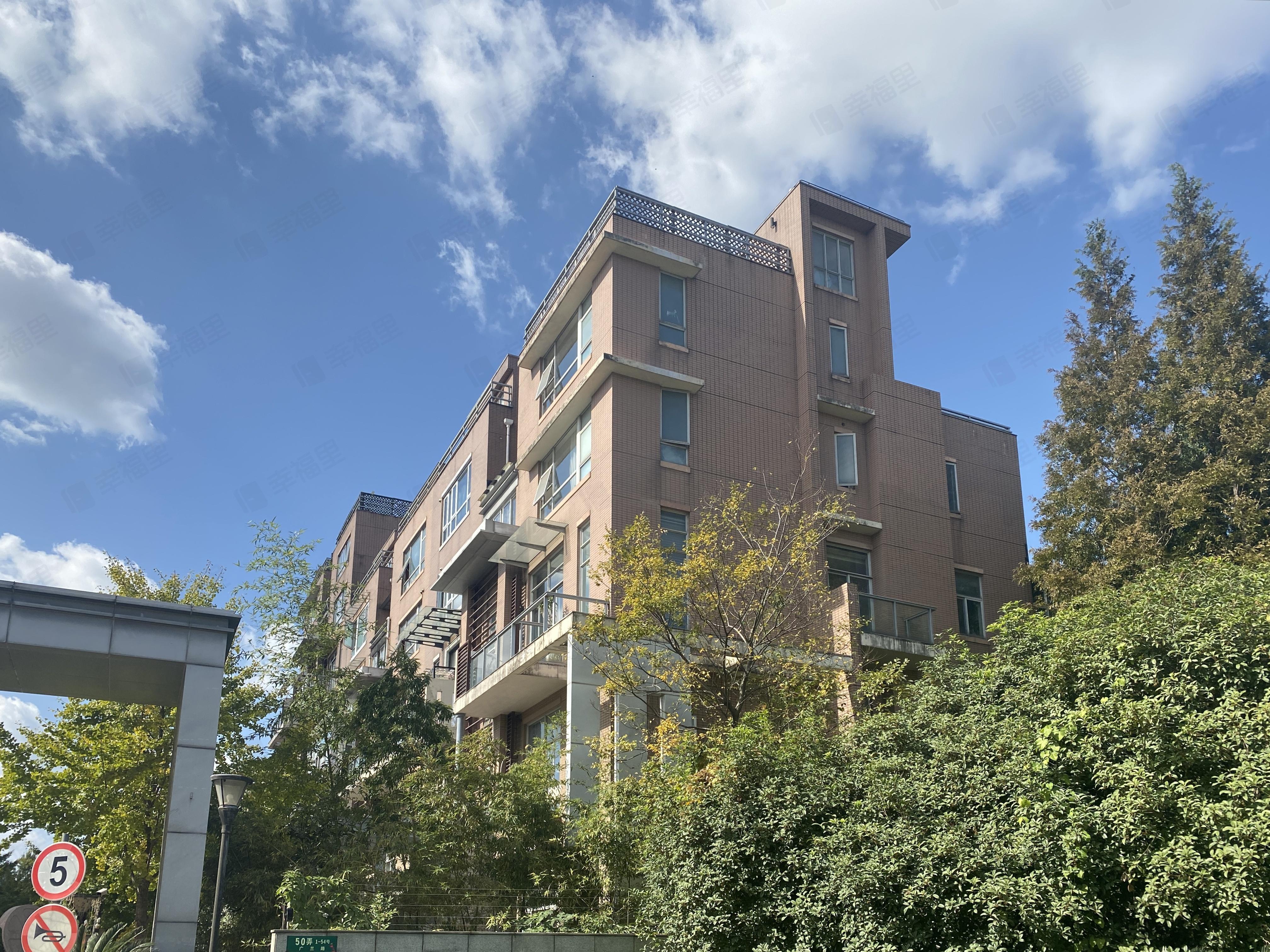 汤臣豪庭小区效果图