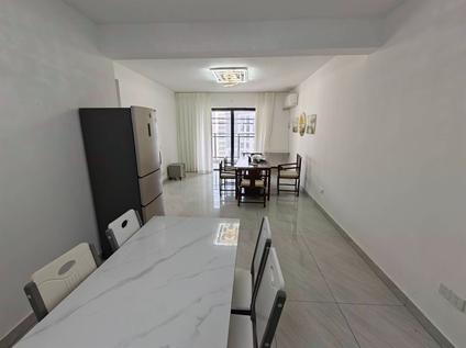 石狮石狮中心区整租 石狮金辉城4室2厅/125平/高楼层