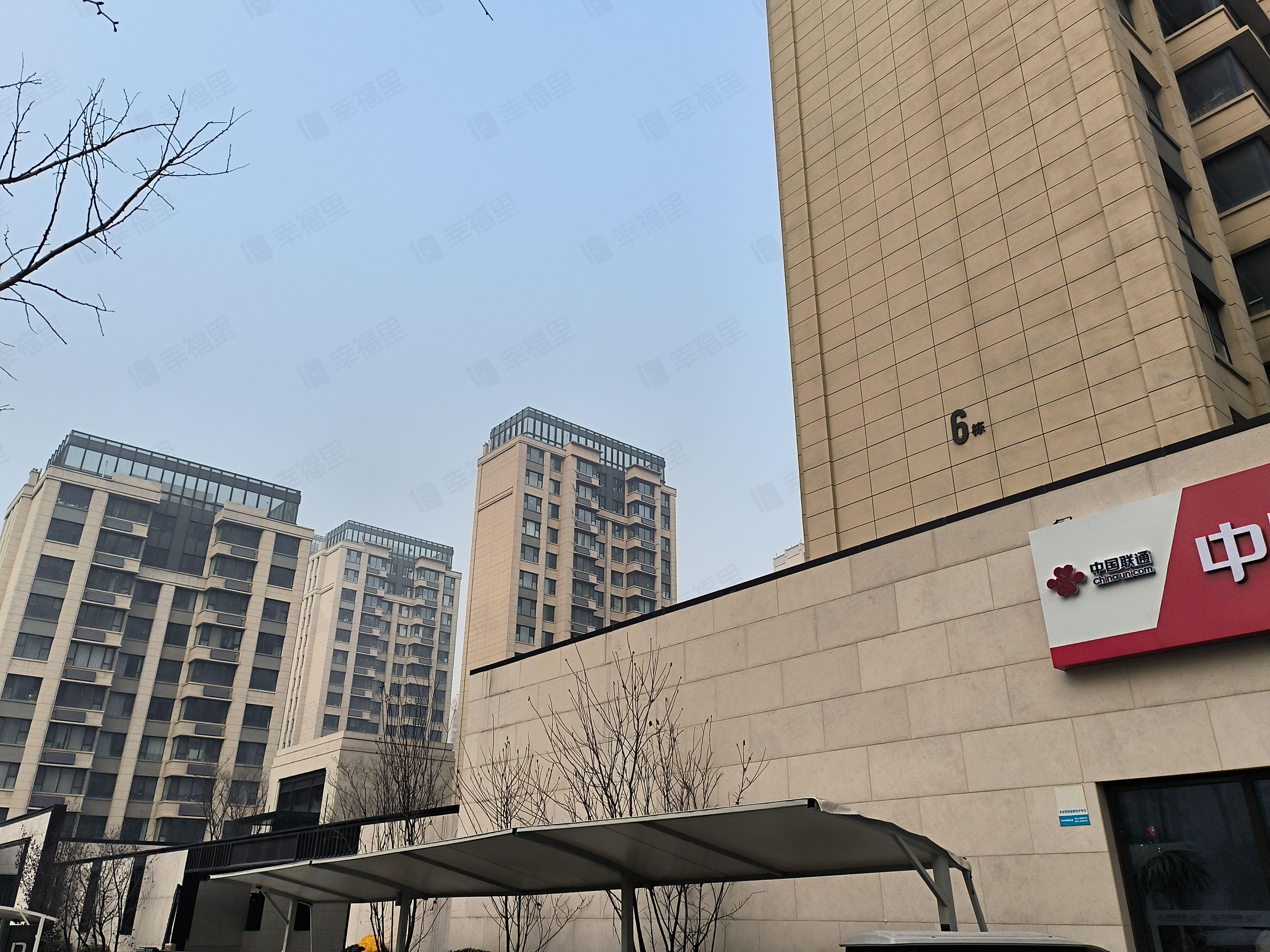 绿地IFC中央公馆B10地块小区效果图