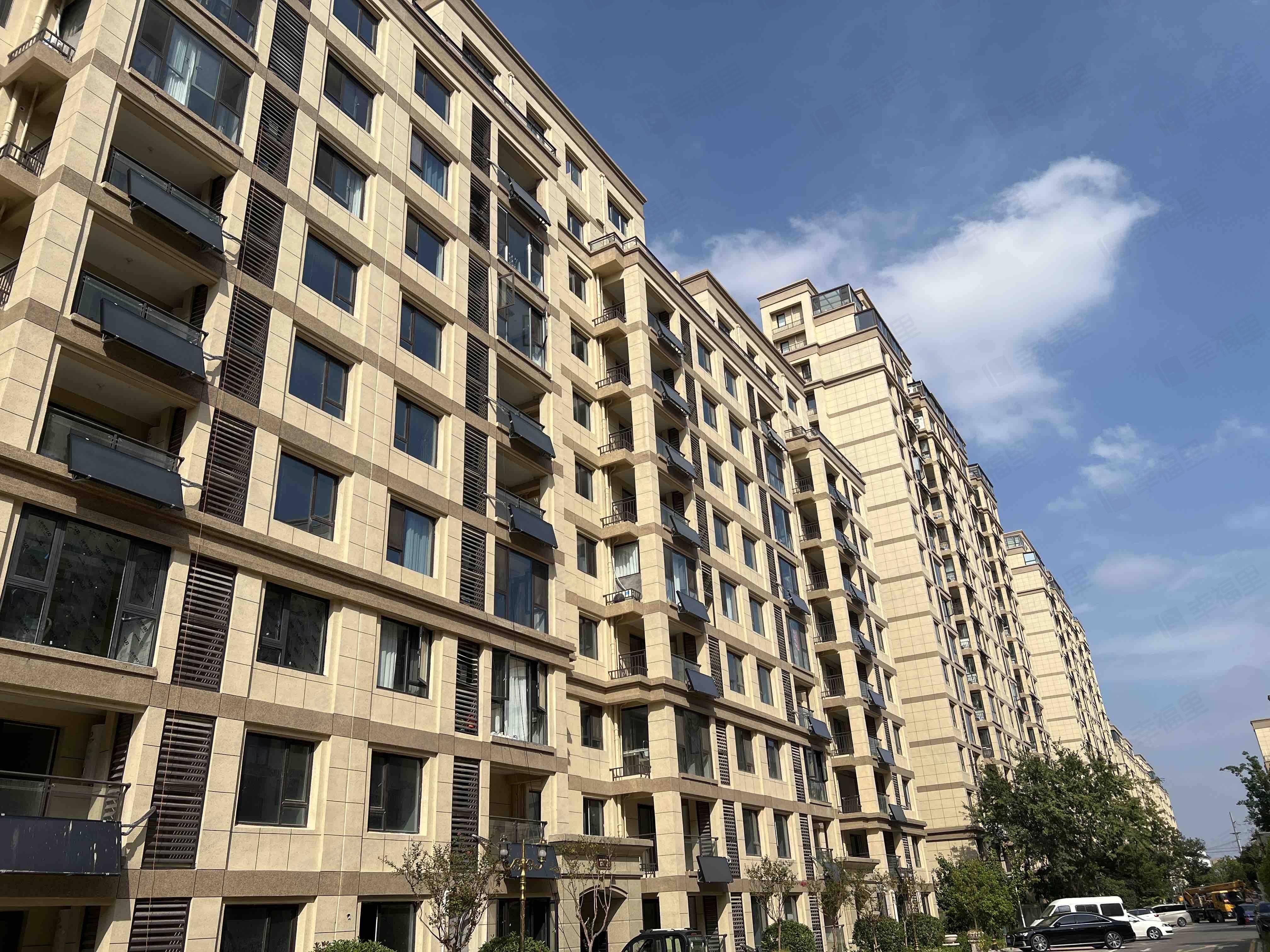 绿地翡翠蓝湾小区效果图