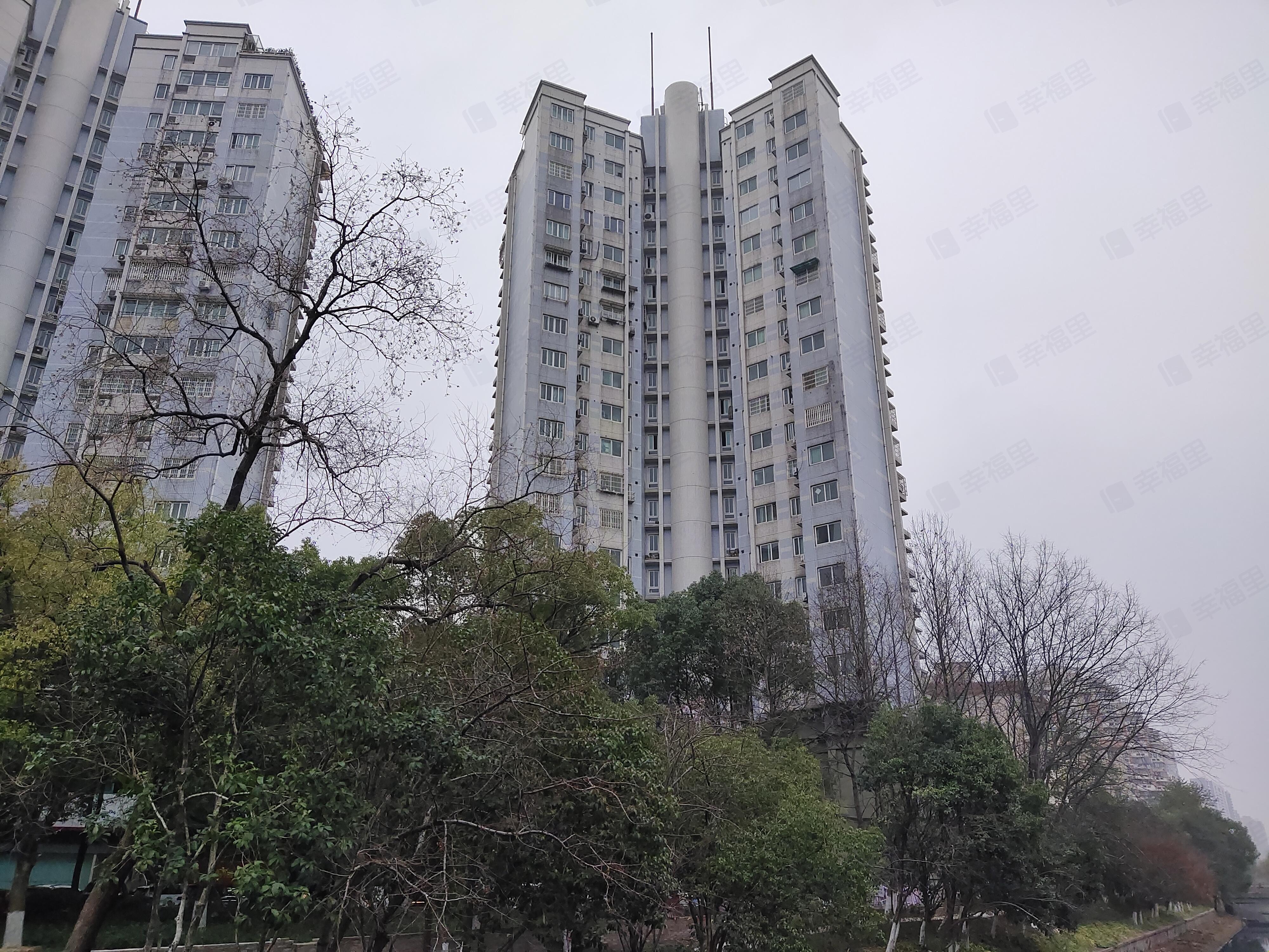 在水一方小区效果图