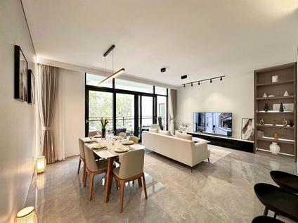 三亚凤凰山居3室2厅96.81平中楼层/共8层