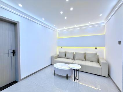 梁溪清名桥整租 国美南长华府2室1厅/95平/中楼层