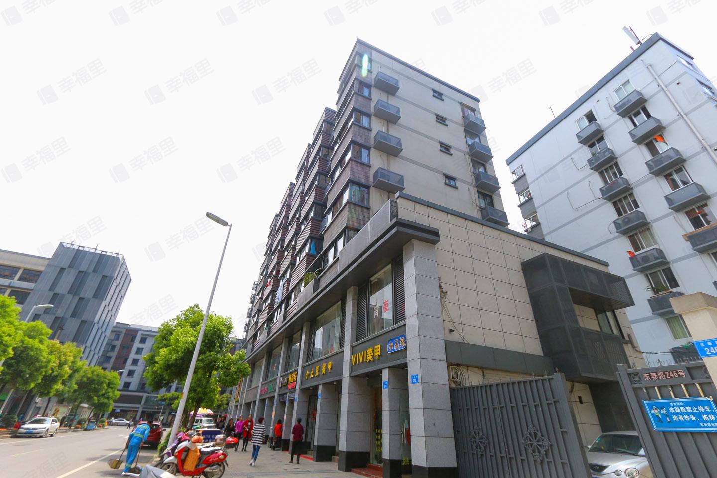 外经贸委东泰路单位宿舍小区效果图