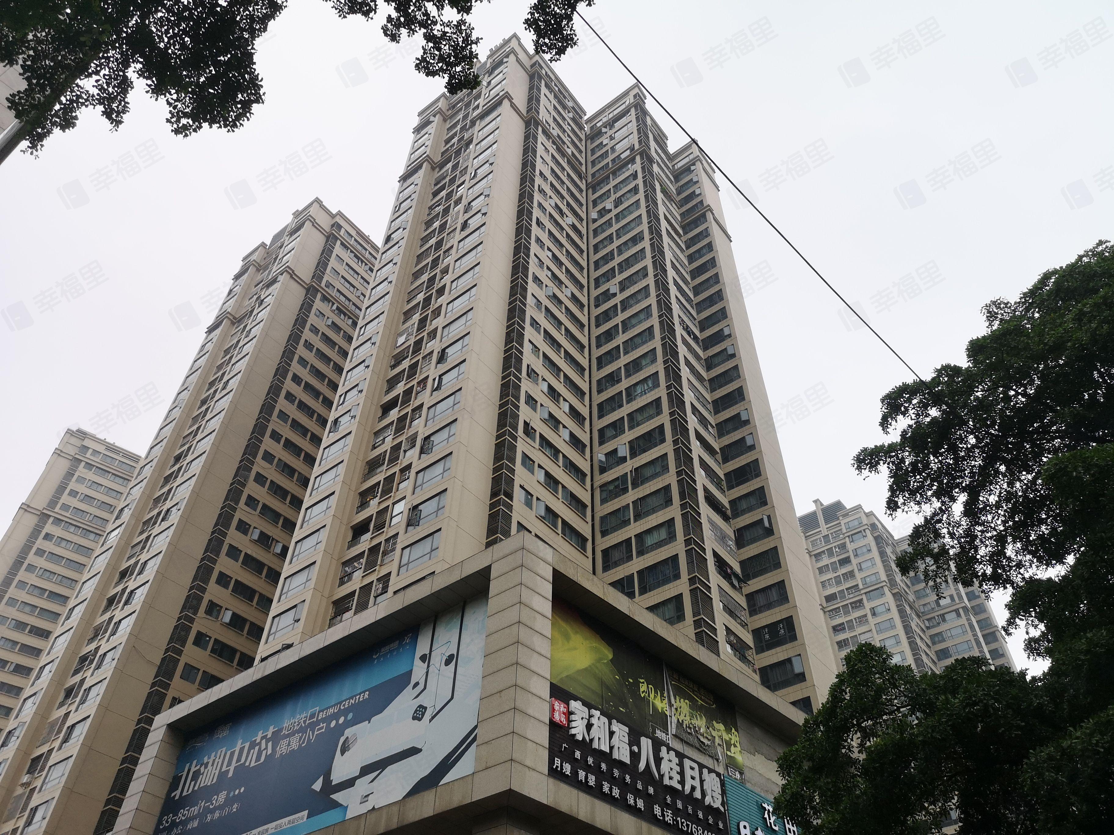 荣和山水绿城(四期)小区效果图