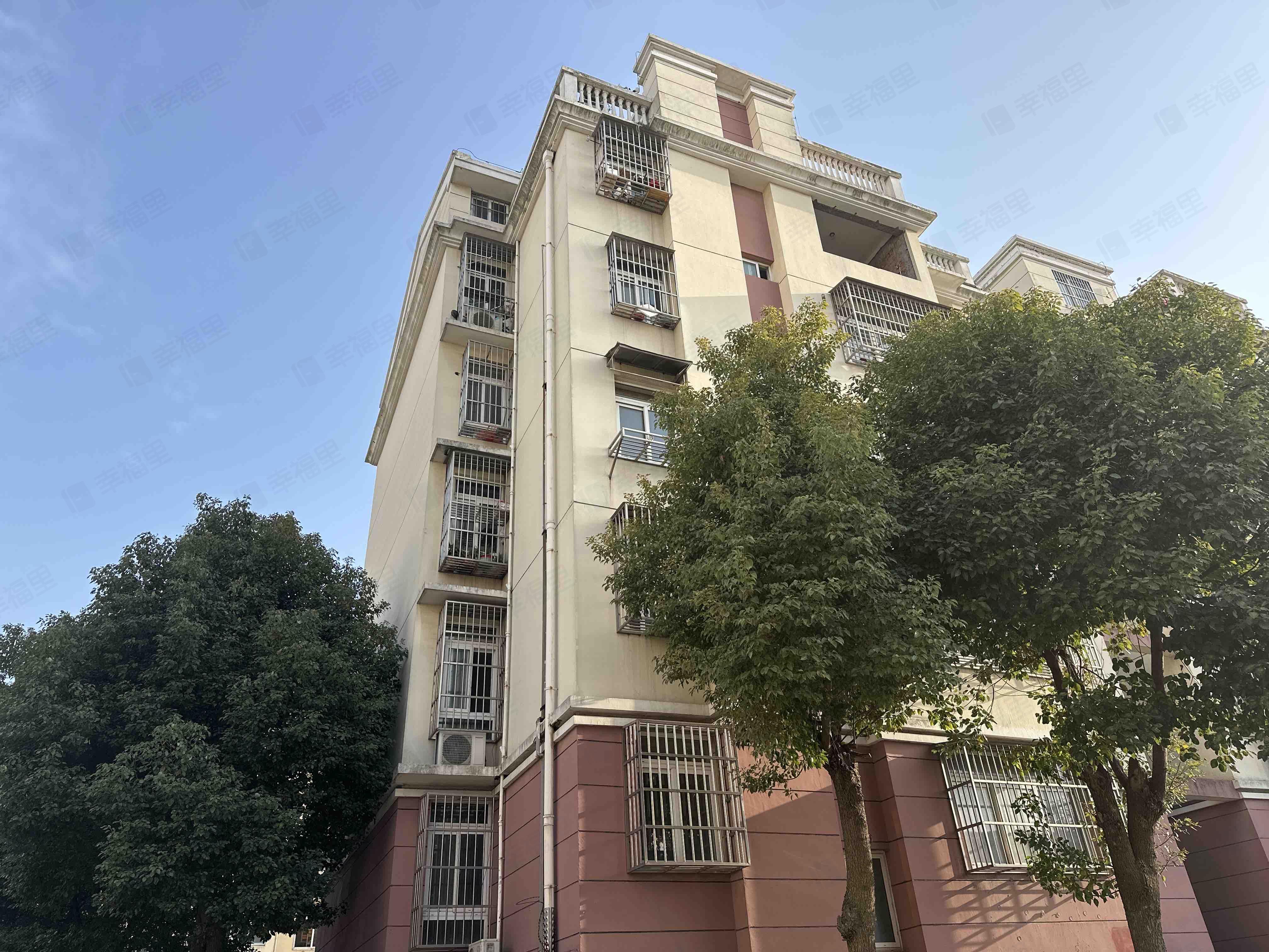 西湖花园小区效果图