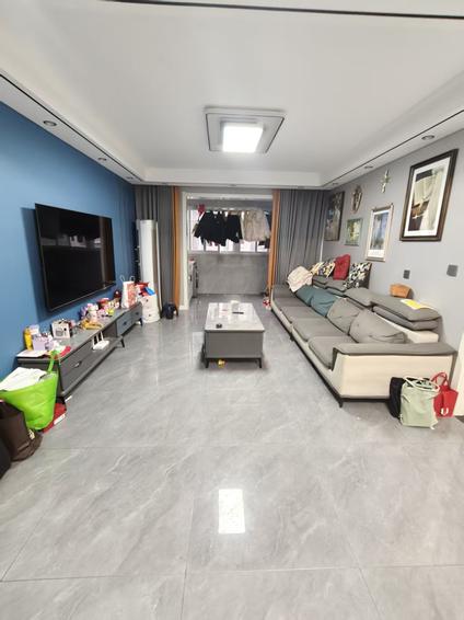 北京华西格林春天3室2厅123平低楼层/共18层