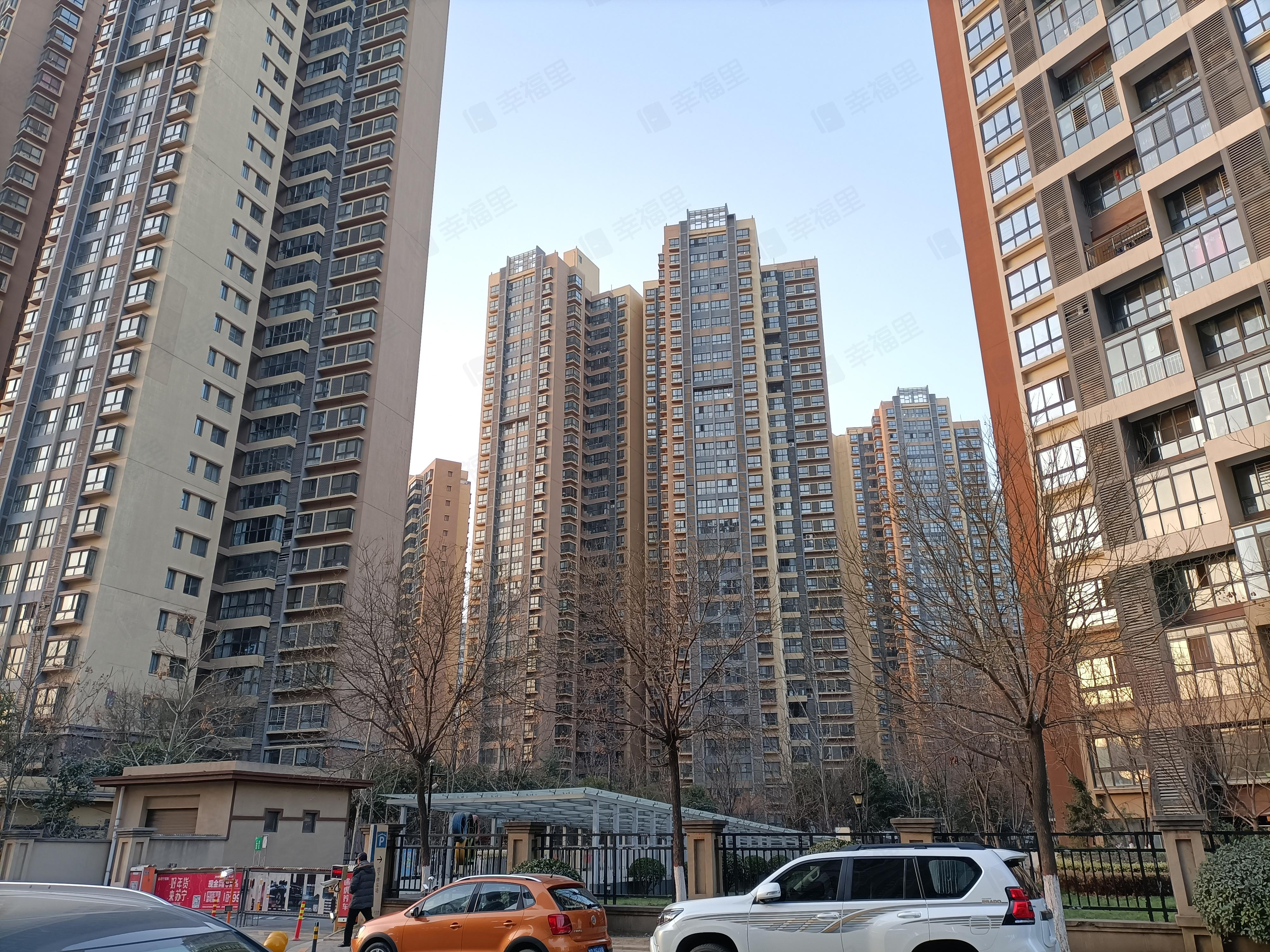 御锦城二期鹭湾小区效果图