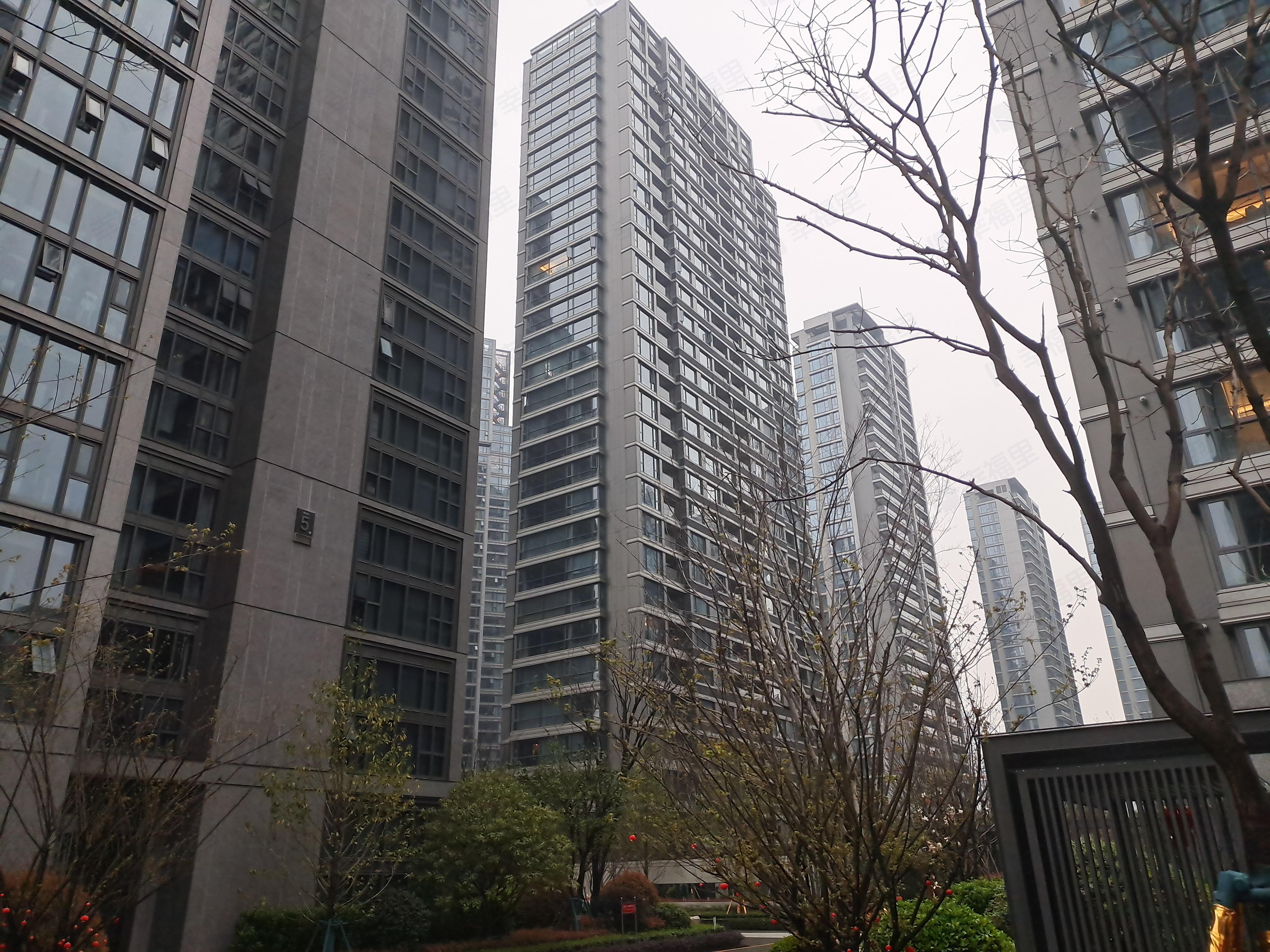 旭辉和昌都会山小区效果图