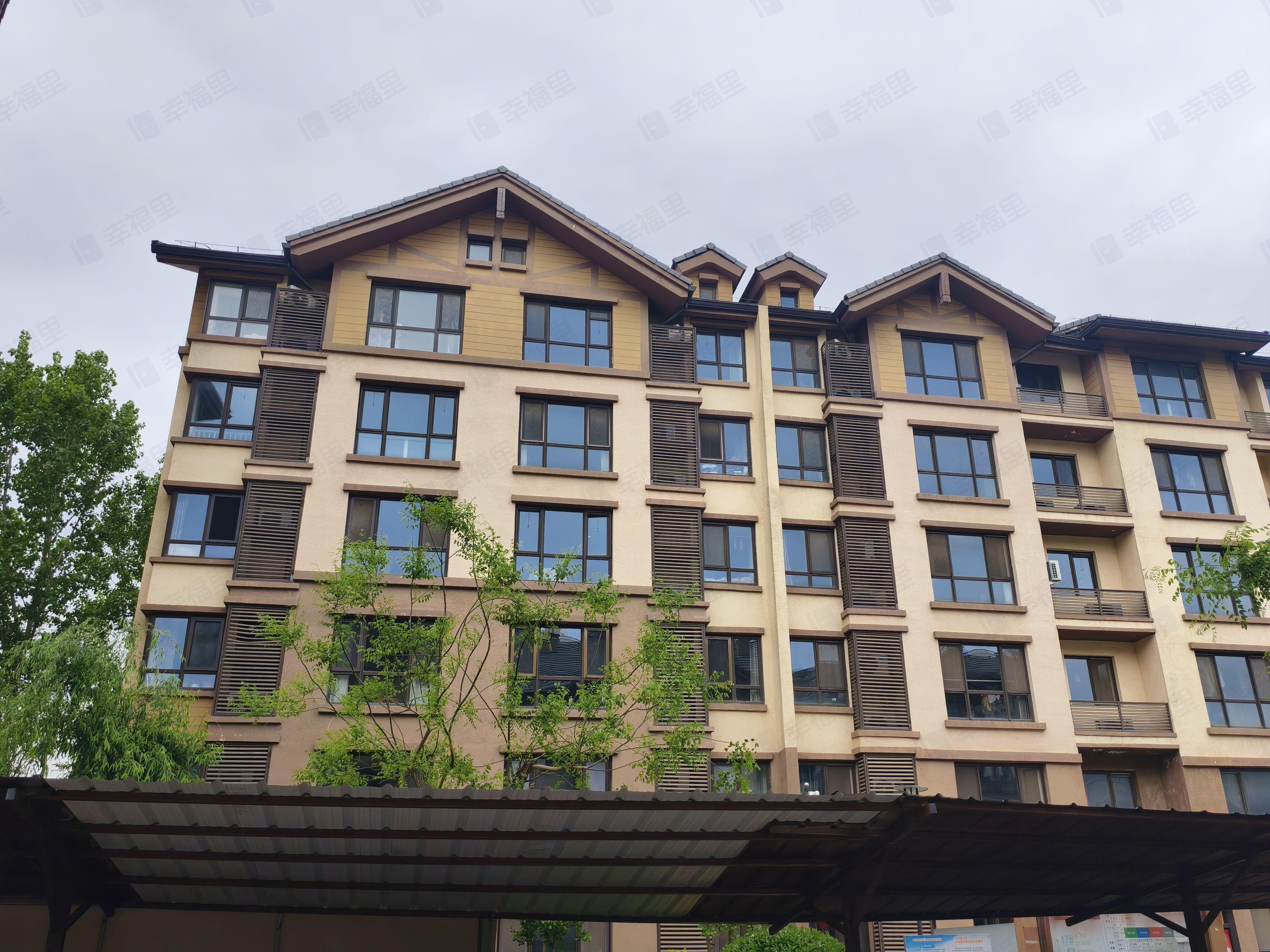 中弘由山由谷(十七号院)小区效果图