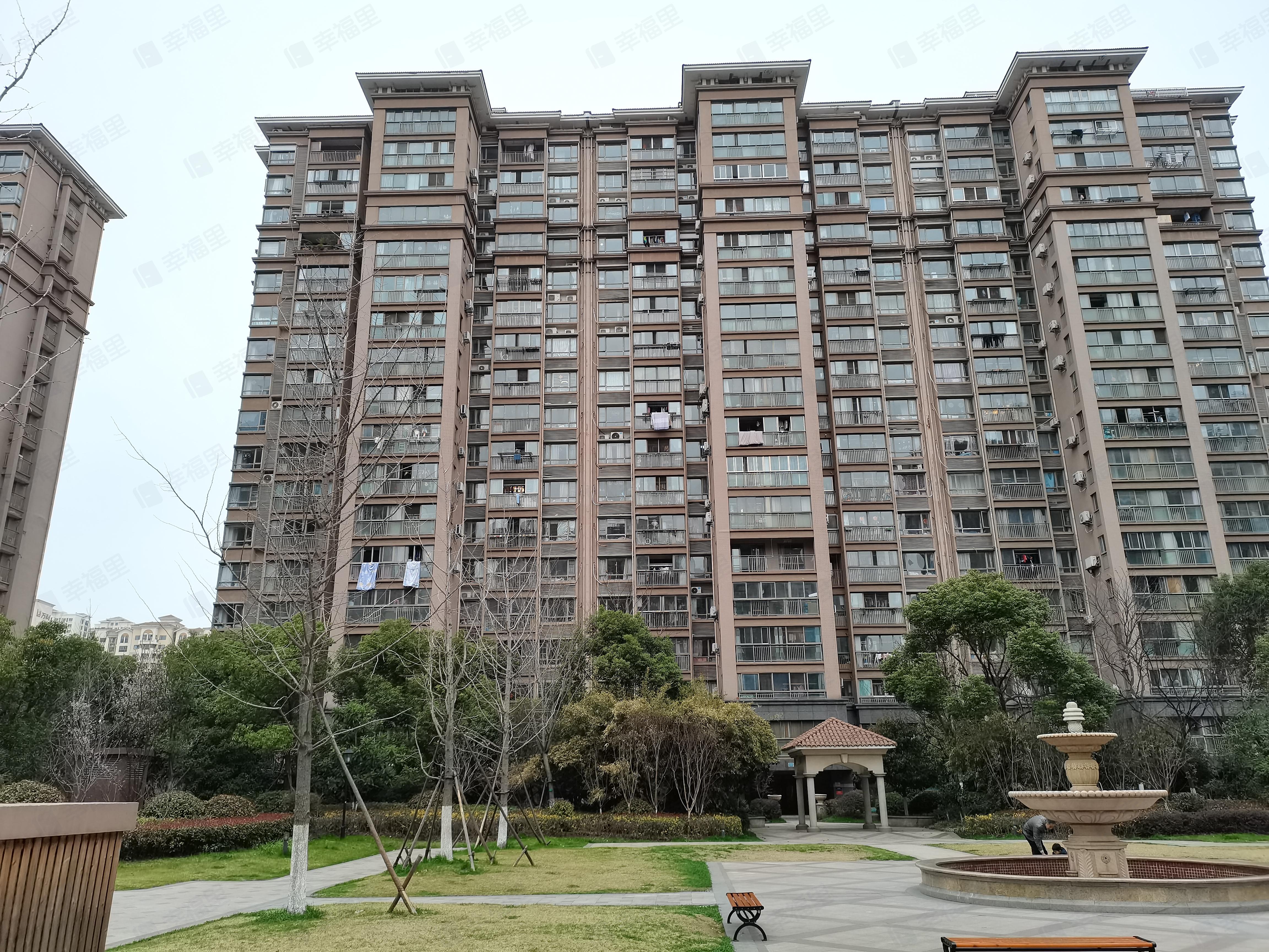 骏景华庭小区效果图