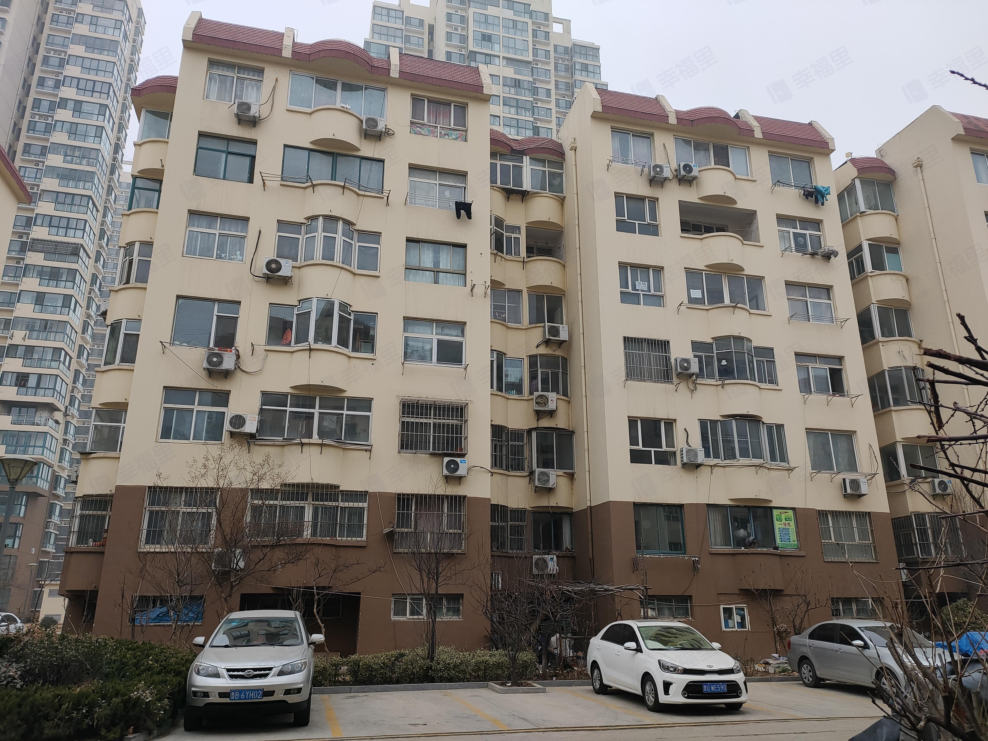 鲁泽观天下小区效果图