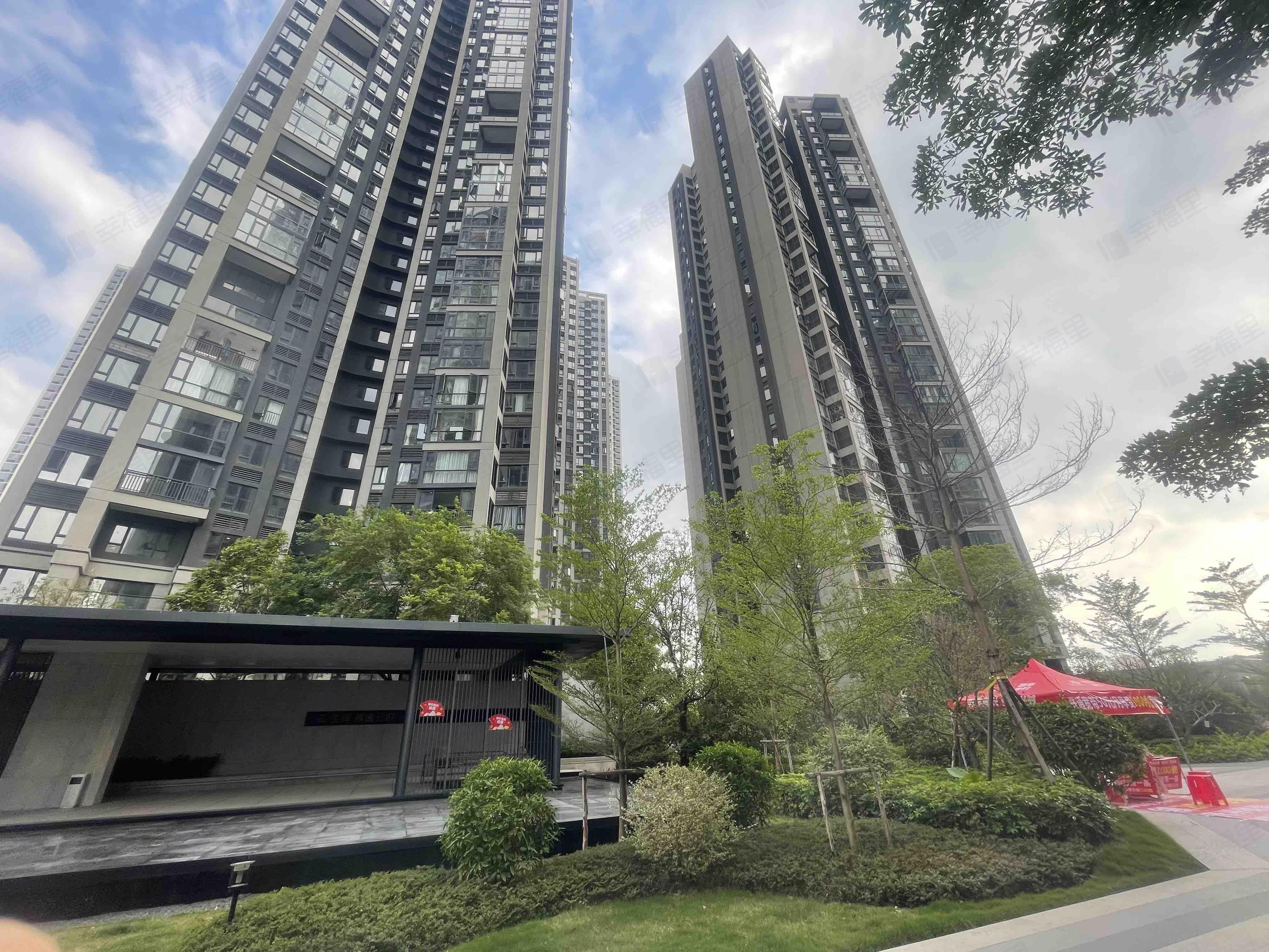 金辉辉逸云庭小区效果图