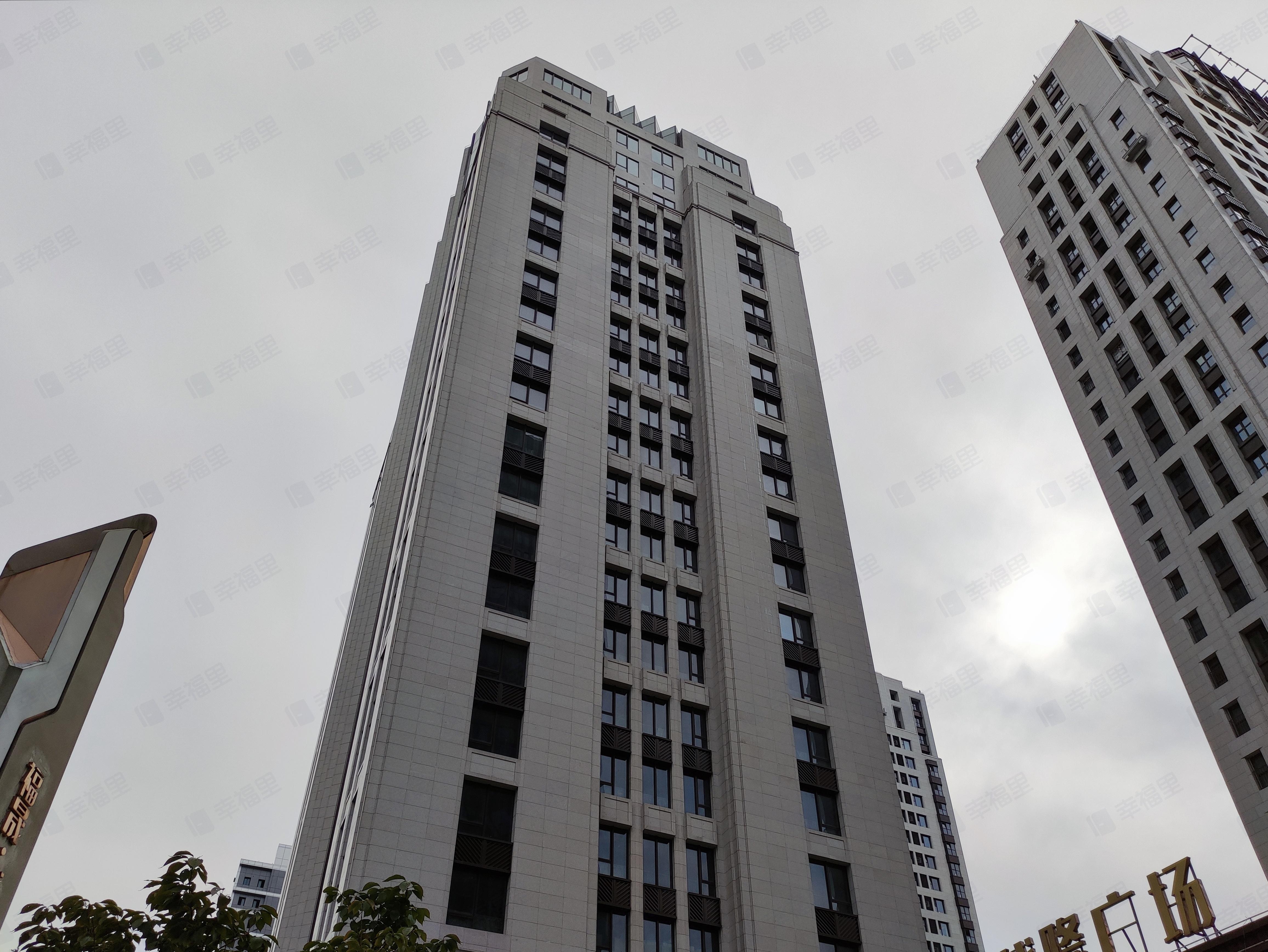 福晟钱隆广场小区效果图