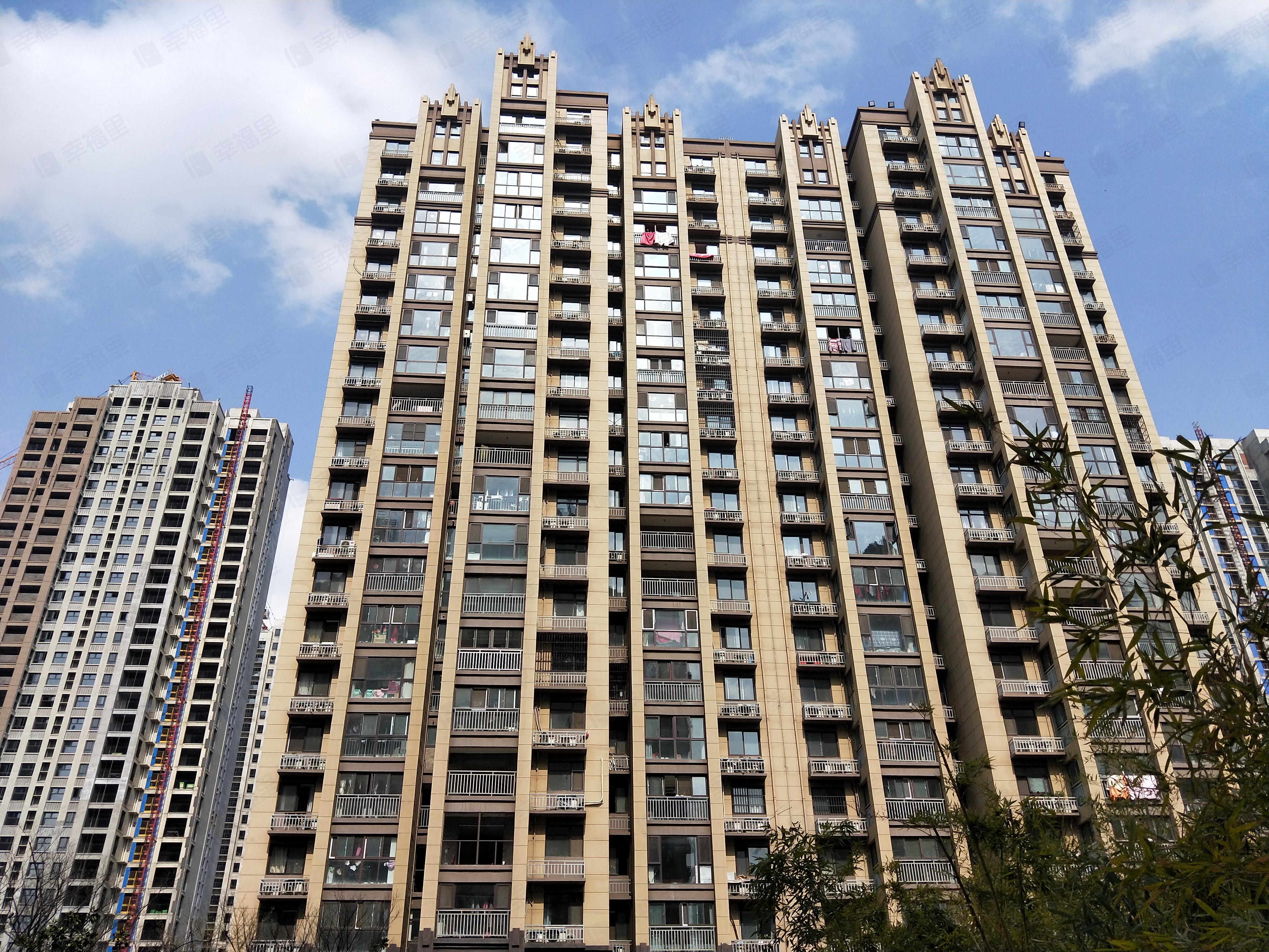 国泰菁华逸景小区效果图