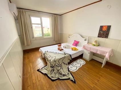 市南大尧合租 福林花园3室1厅/20平/顶层