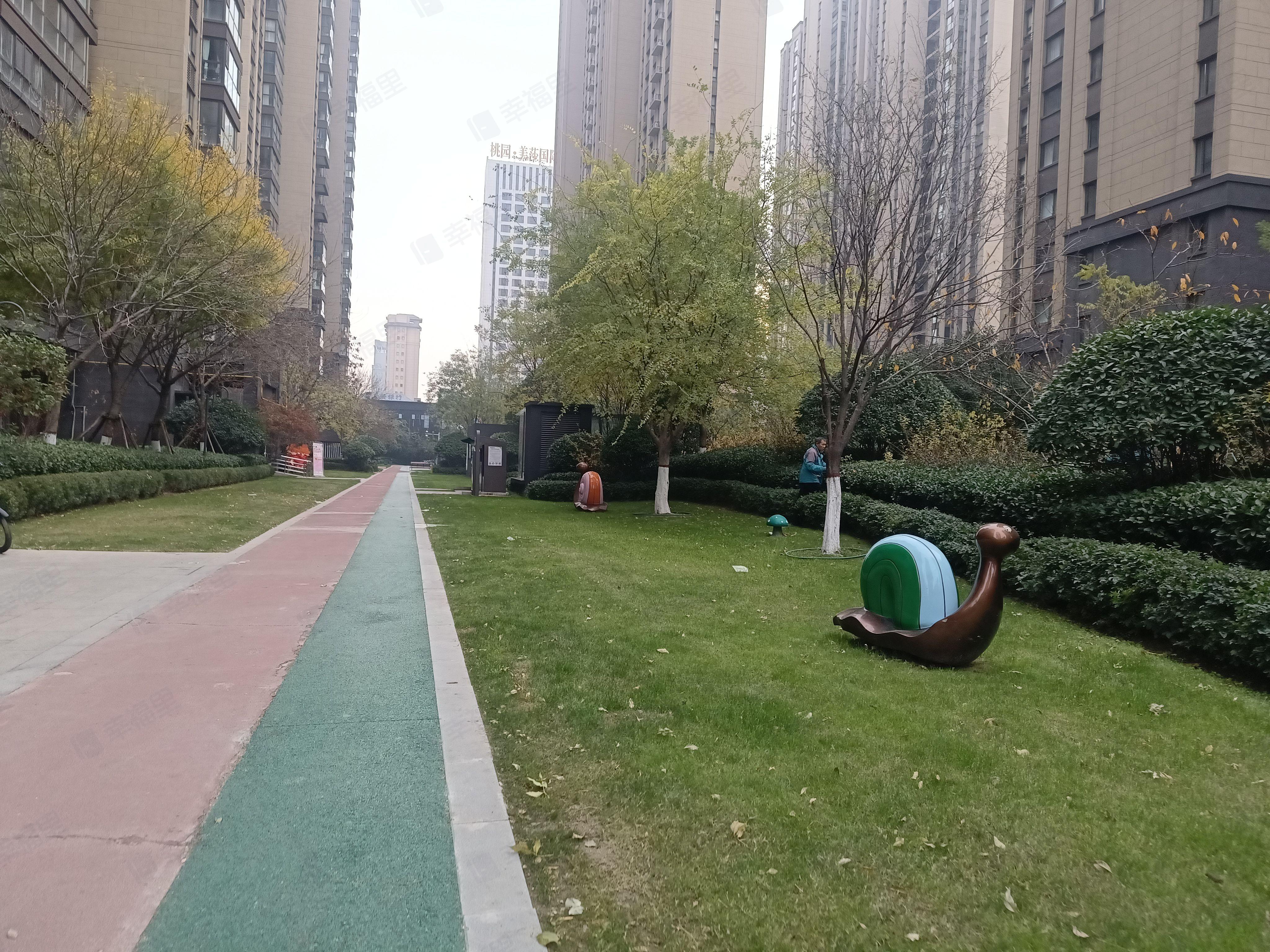 碧桂园翡翠公馆小区效果图