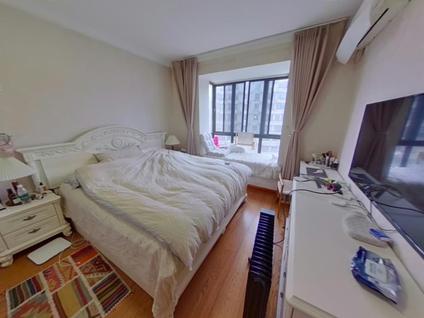 虹口北外滩整租 外滩992室2厅/107平/低楼层