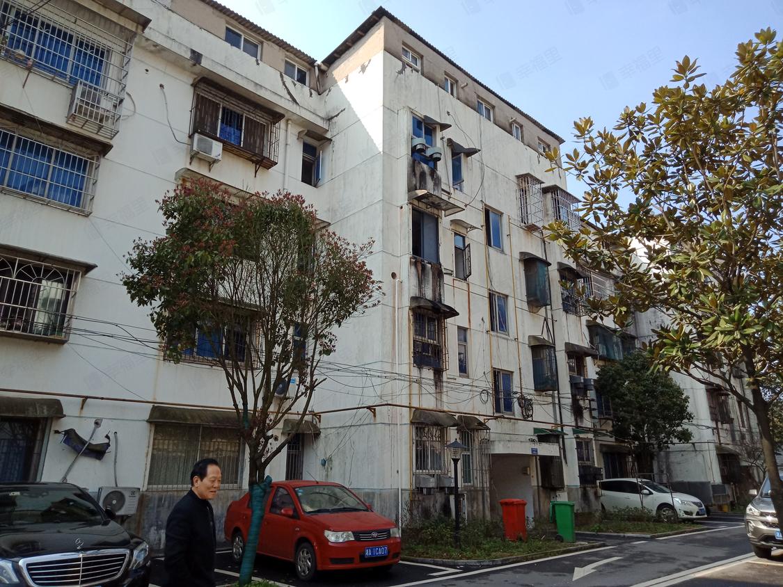 长沙开福-广电中心/暂无年代长沙市洪山管理局翠园宿舍