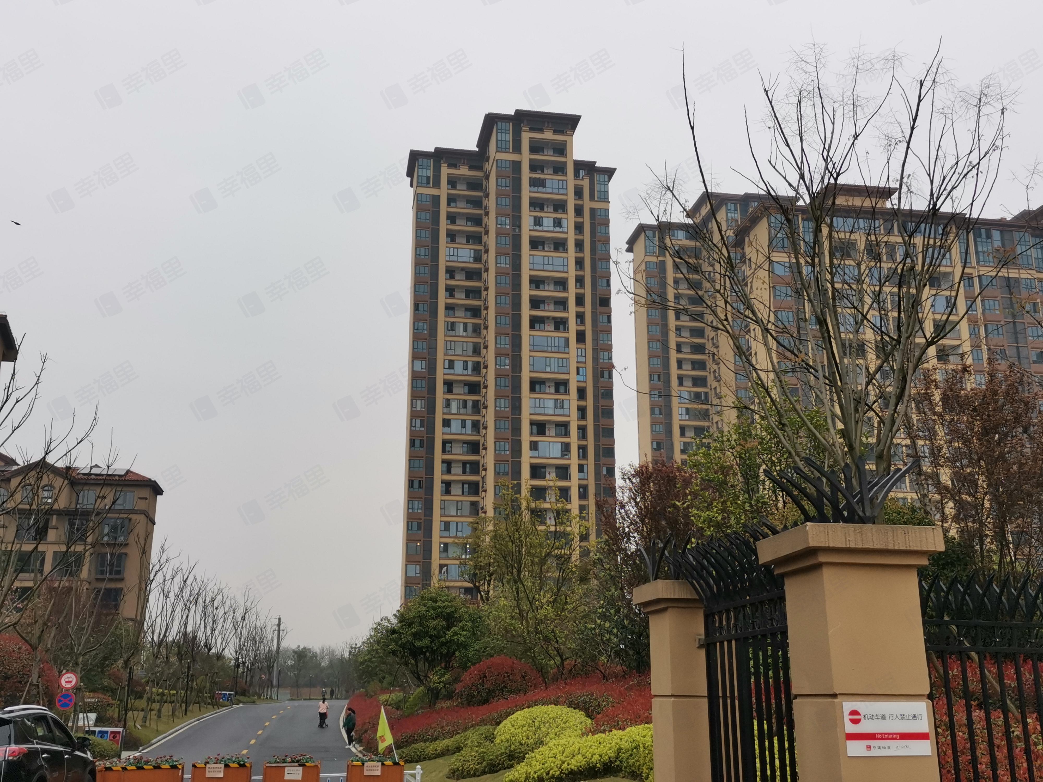 中建亮月湖小区效果图