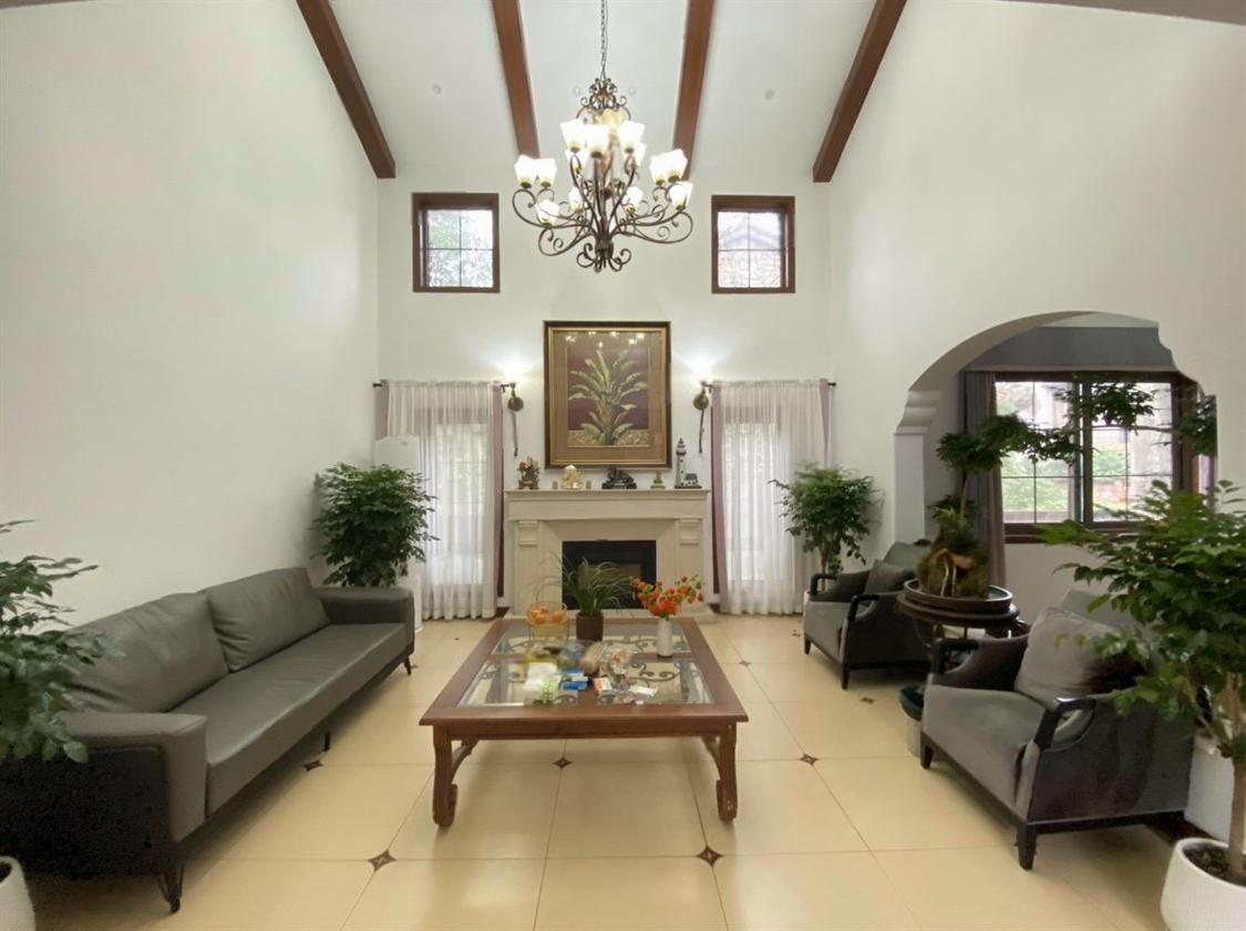 整租·坡岭顿小镇