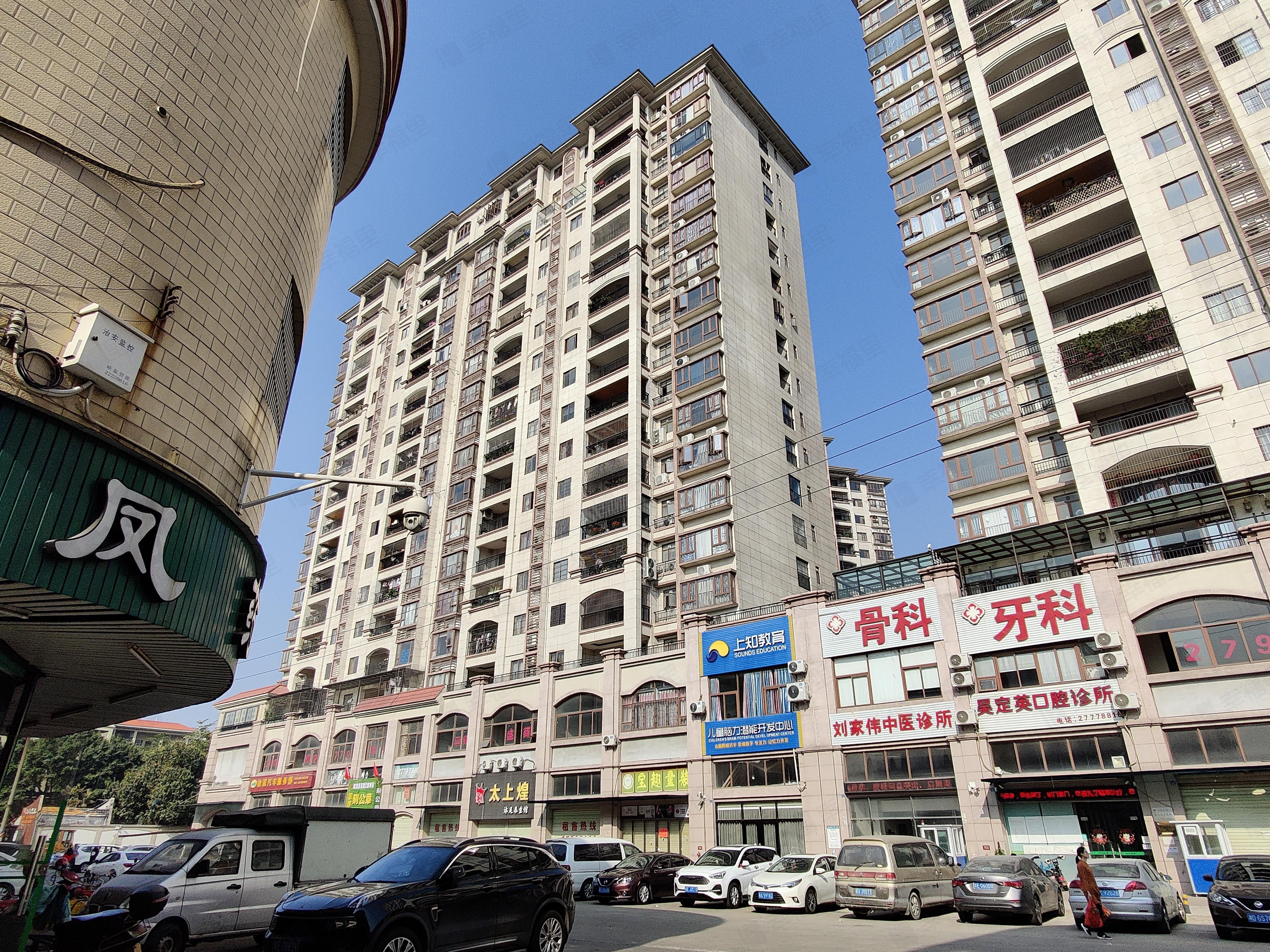 涛汇豪庭小区效果图