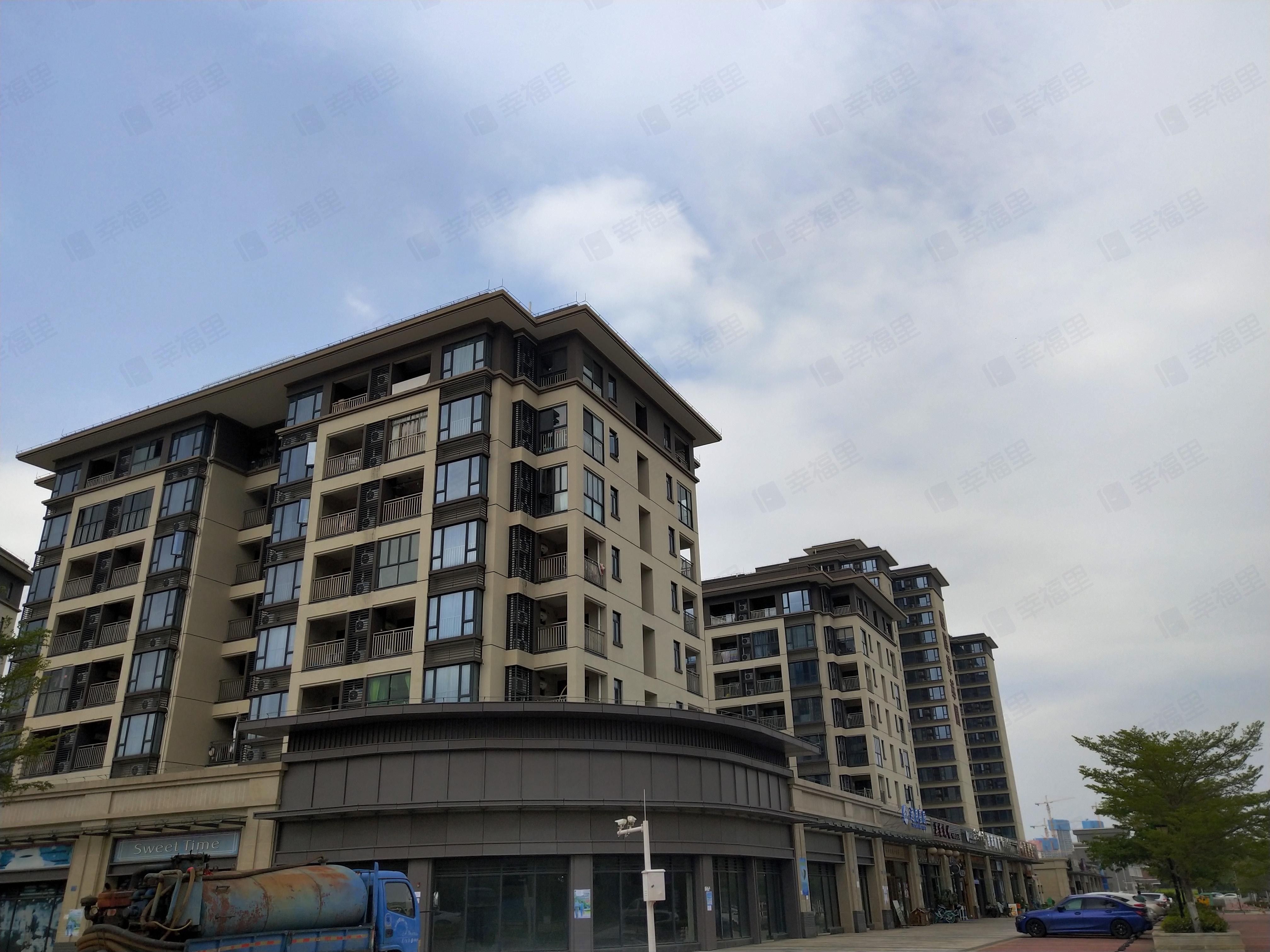 恒隆华萃园小区效果图