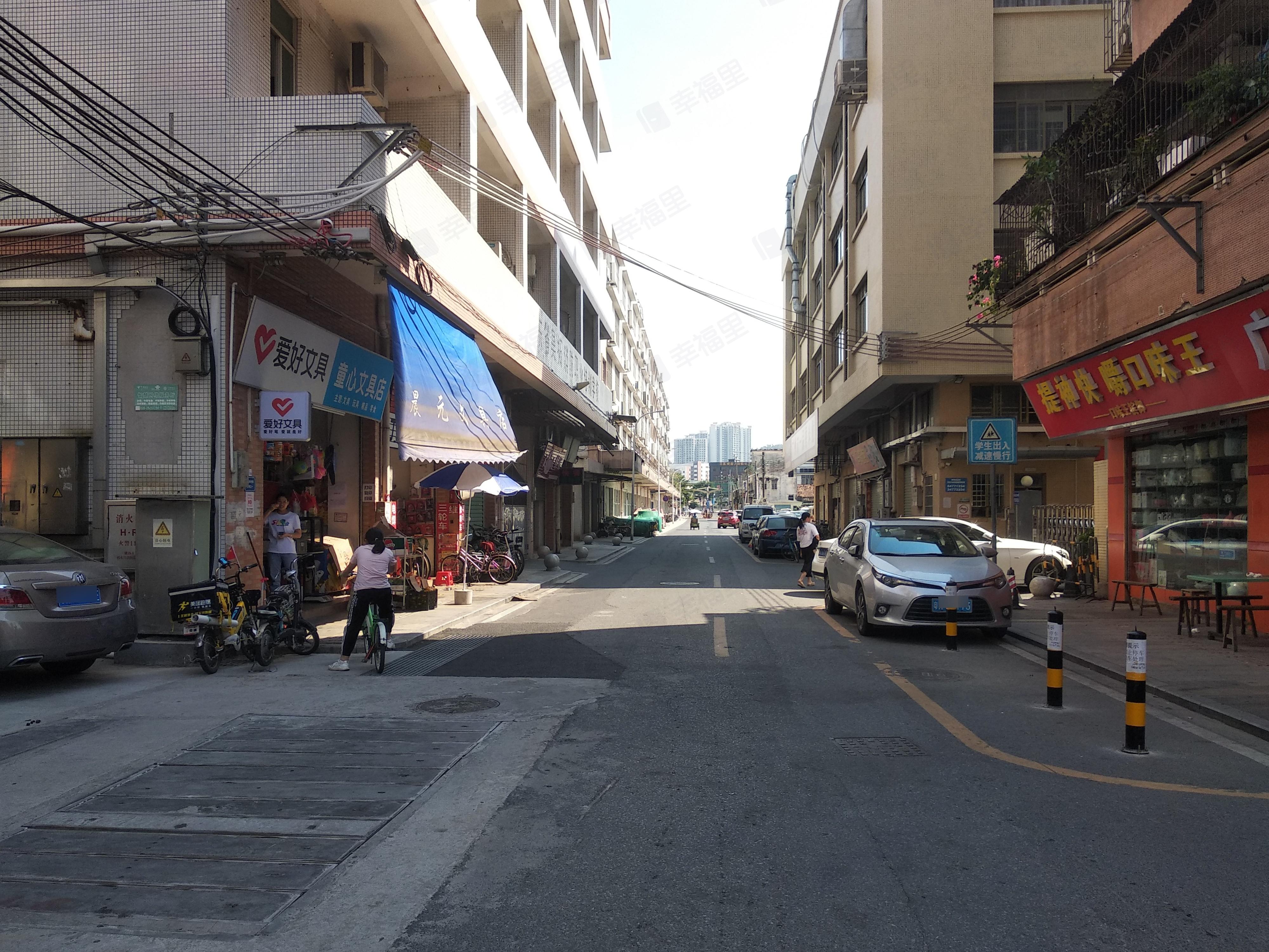 钟四环村路小区效果图