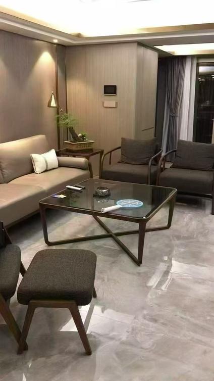 汕头丰迪柏悦3室2厅190平中楼层/共20层