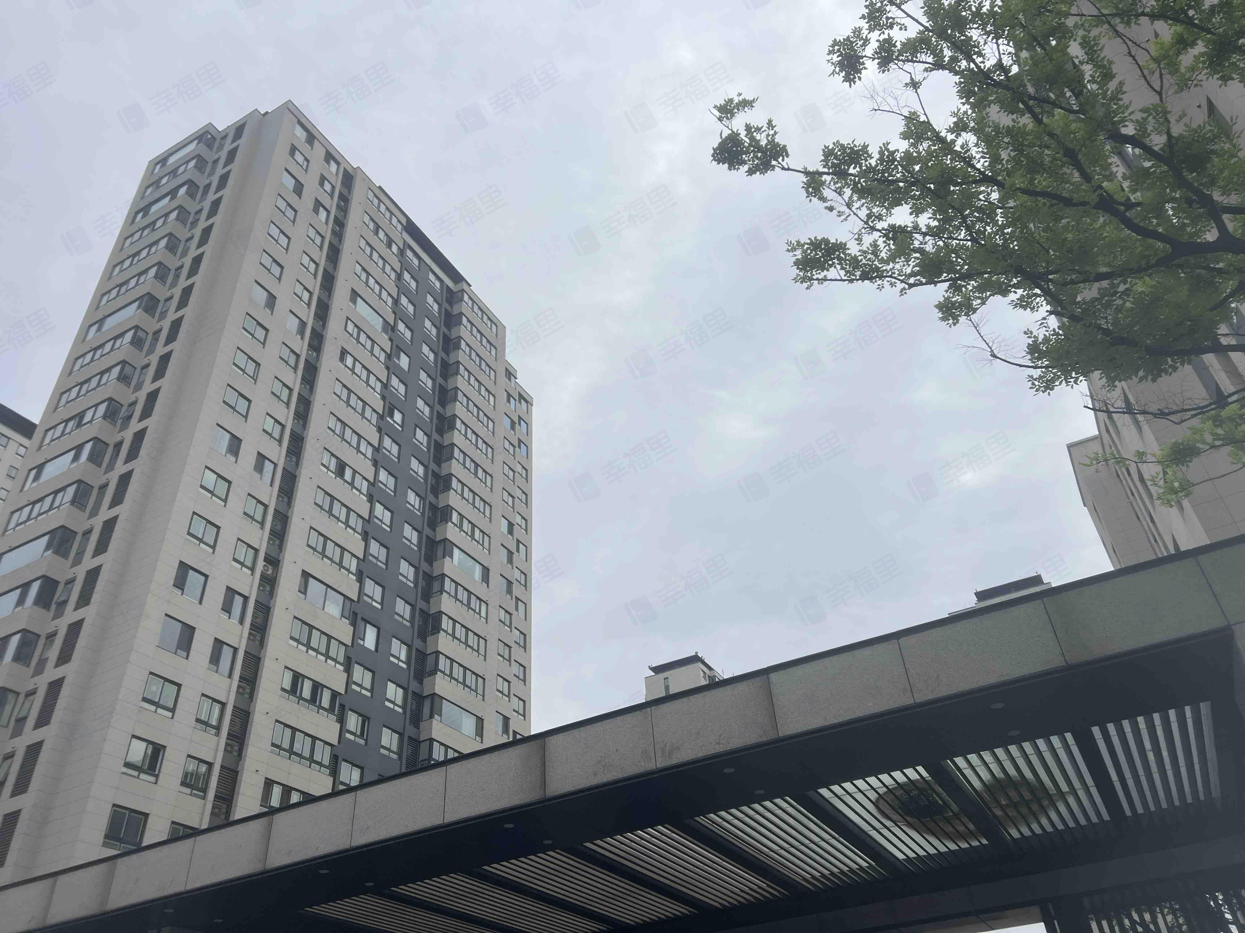万科翡翠湖山小区效果图