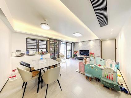 北京金辉辉逸云庭3室2厅95平中楼层/共30层