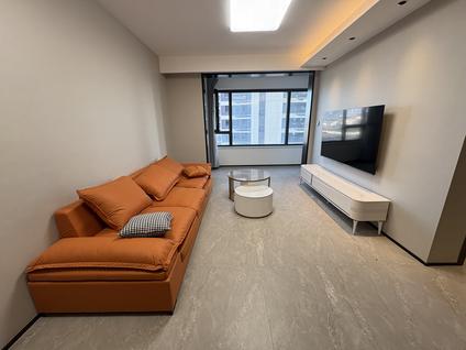 芝罘福安整租 幸福金茂悦3室2厅/95平/中楼层