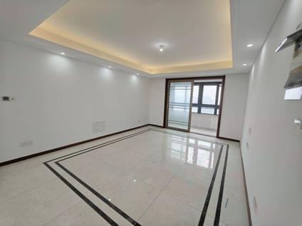 北京苏城大厦3室2厅145平中楼层/共26层