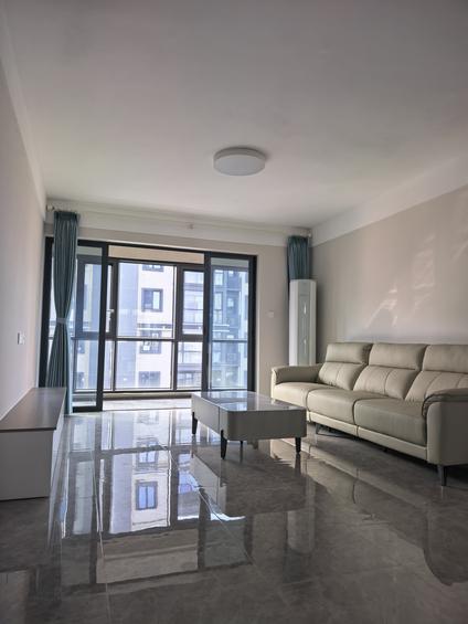 北京观澜湖上东区三区3室2厅126.12平中楼层/共8层