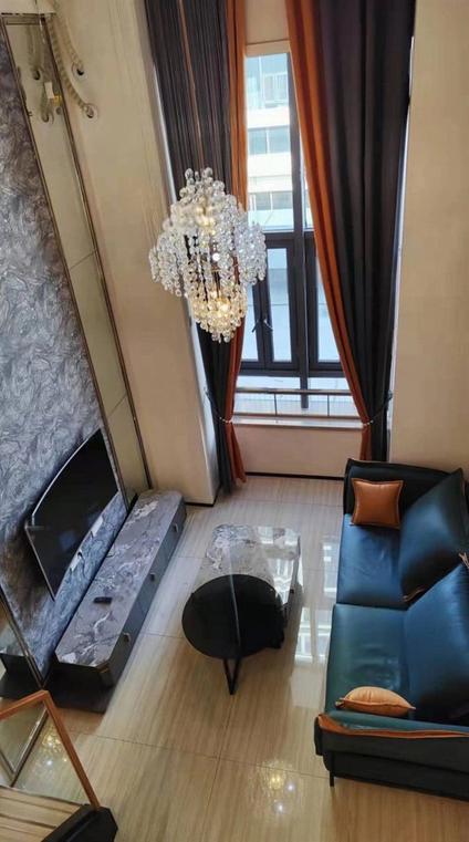 北京恒大翡翠华庭1室1厅43平低楼层/共20层