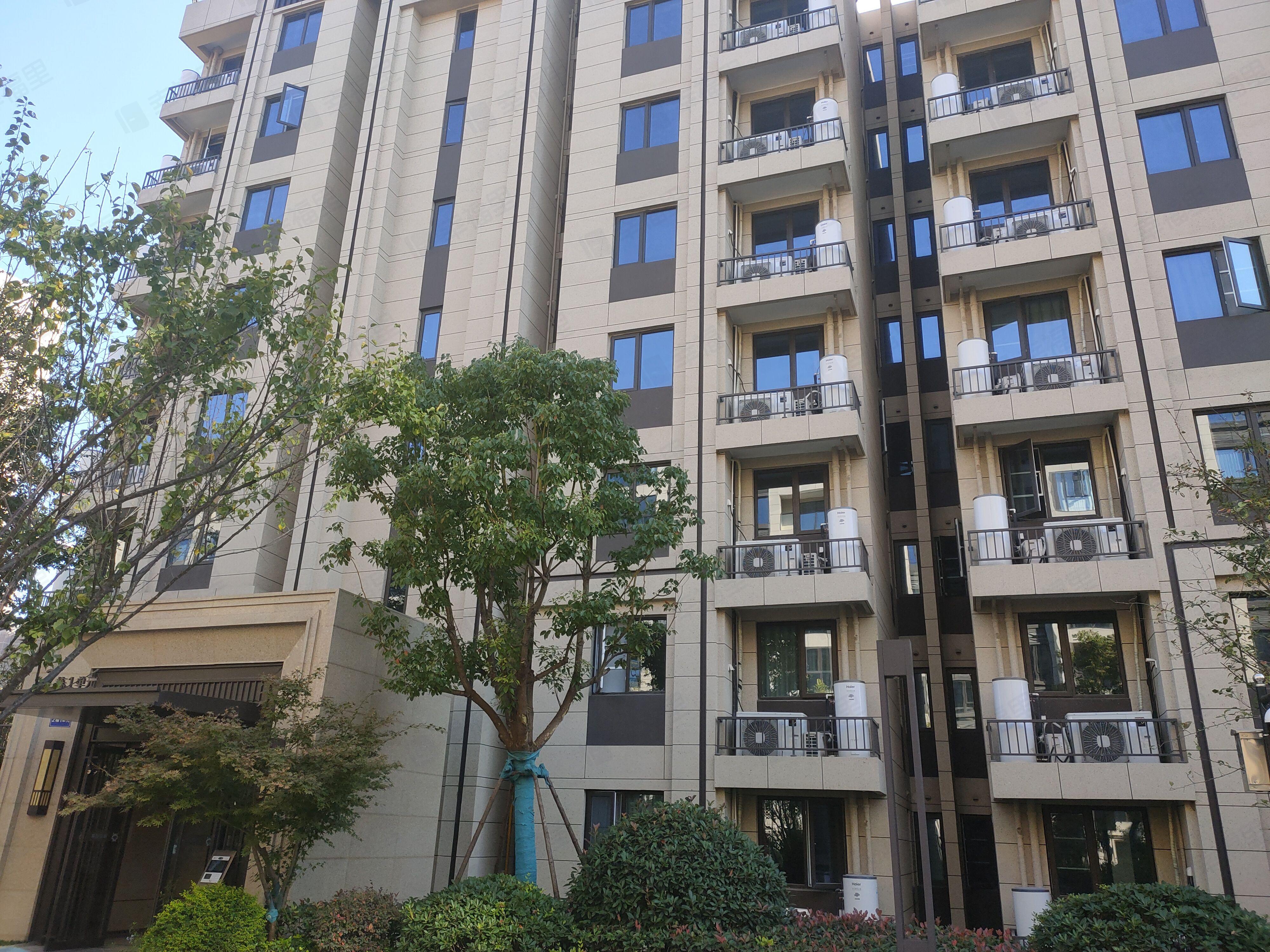 龙湖坤和朗润园小区效果图