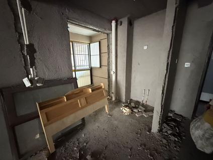 北京汉华府3室2厅125平低楼层/共32层