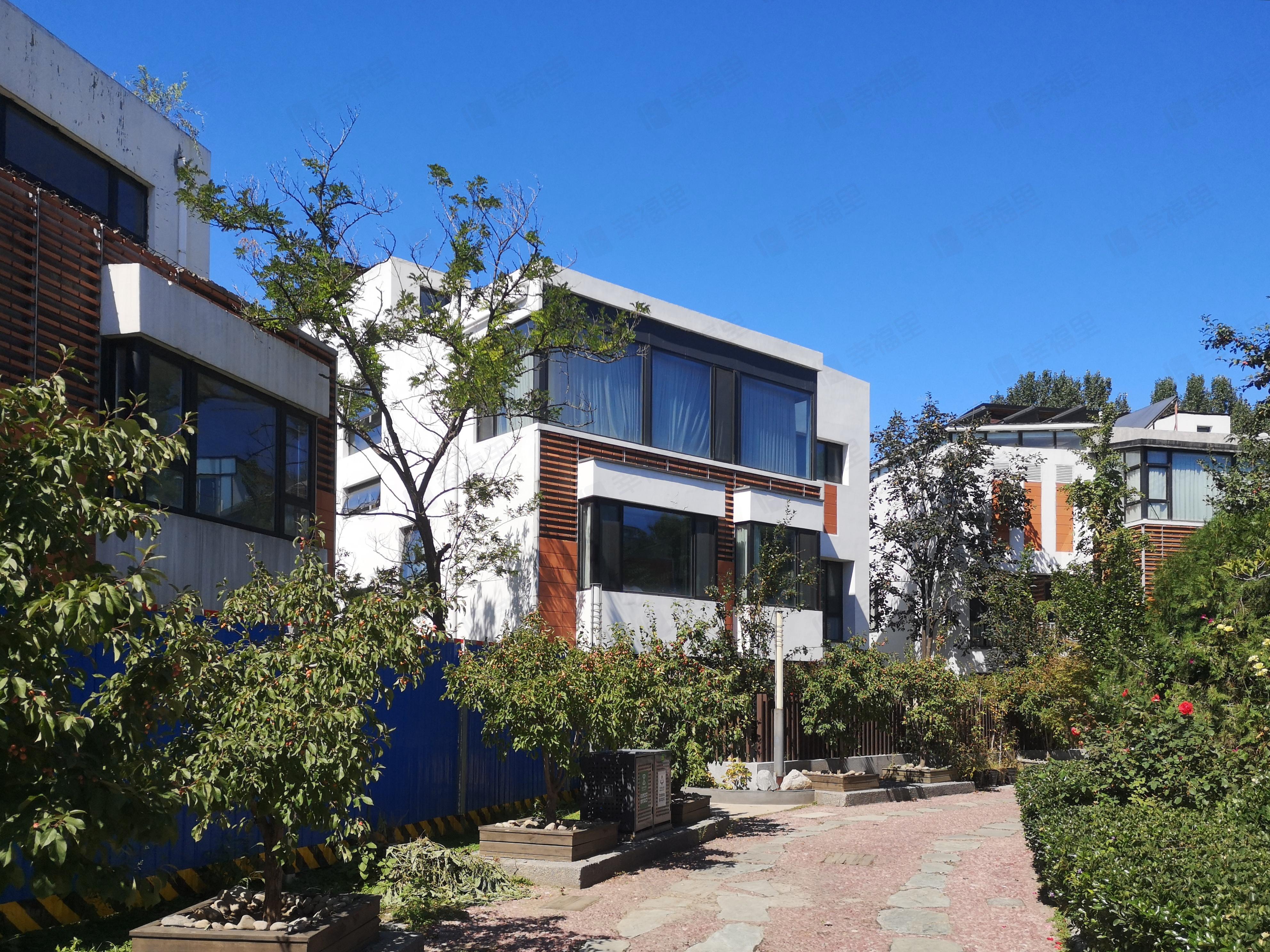 紫玉山庄小区效果图