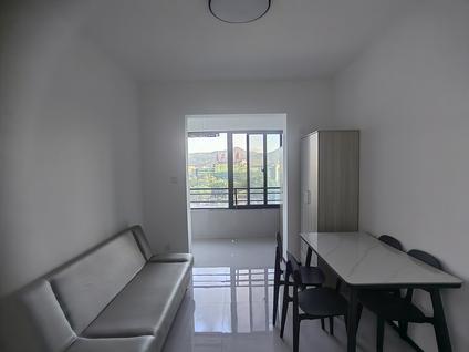 龙湾蒲州整租 江宸馨园2室1厅/60平/低楼层