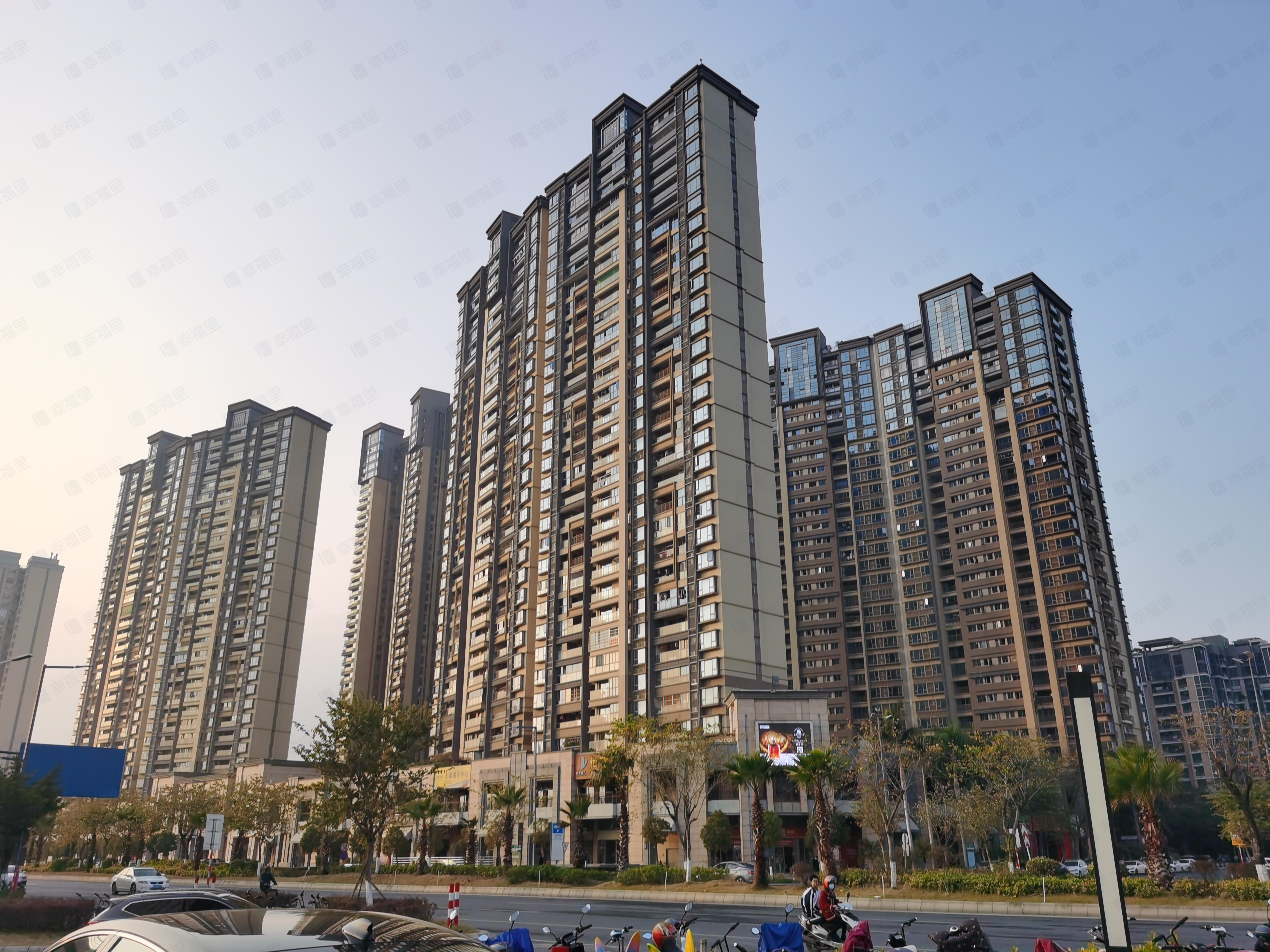 依云水岸(二期)小区效果图