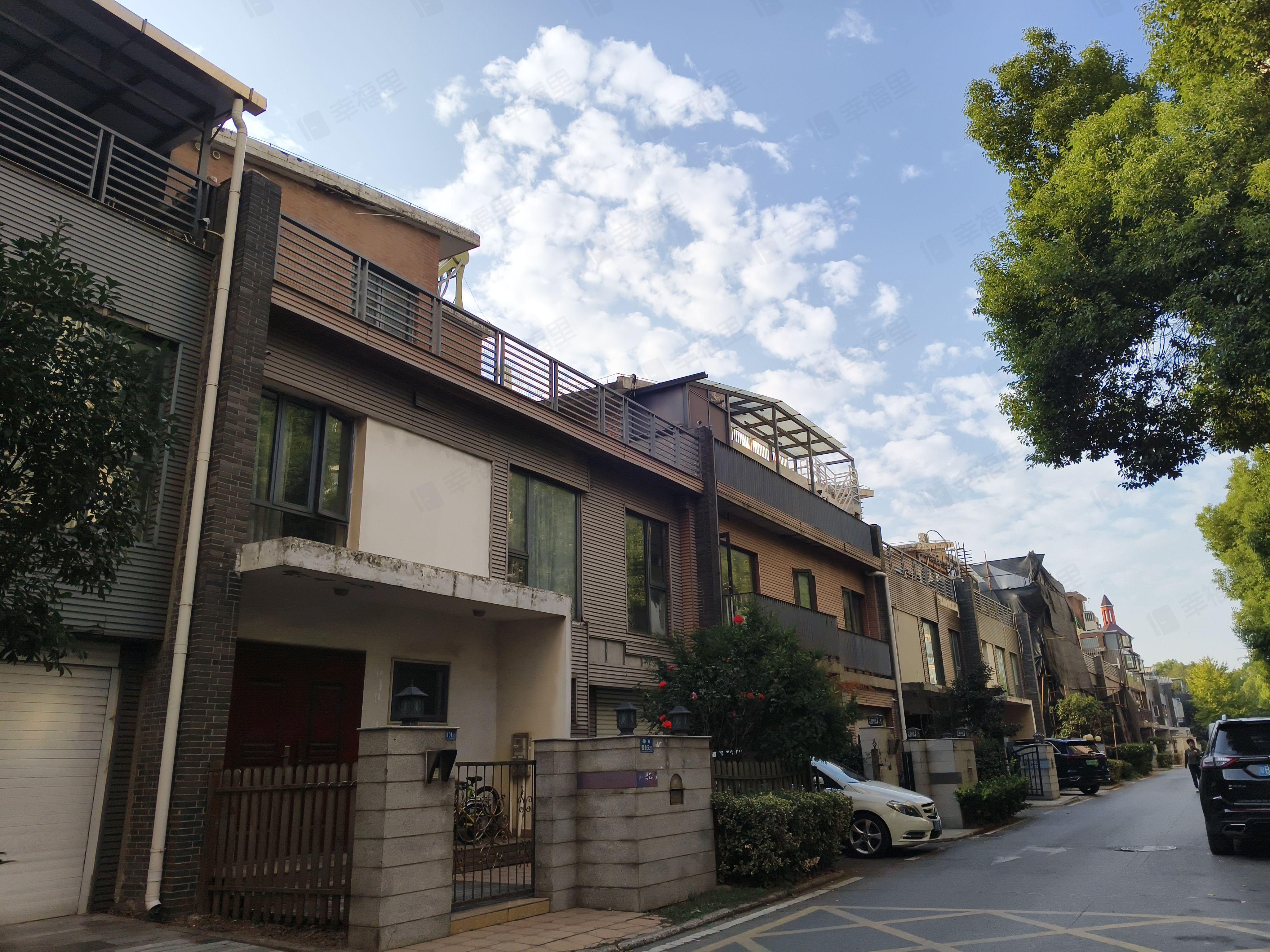 金色港湾(四期)小区效果图