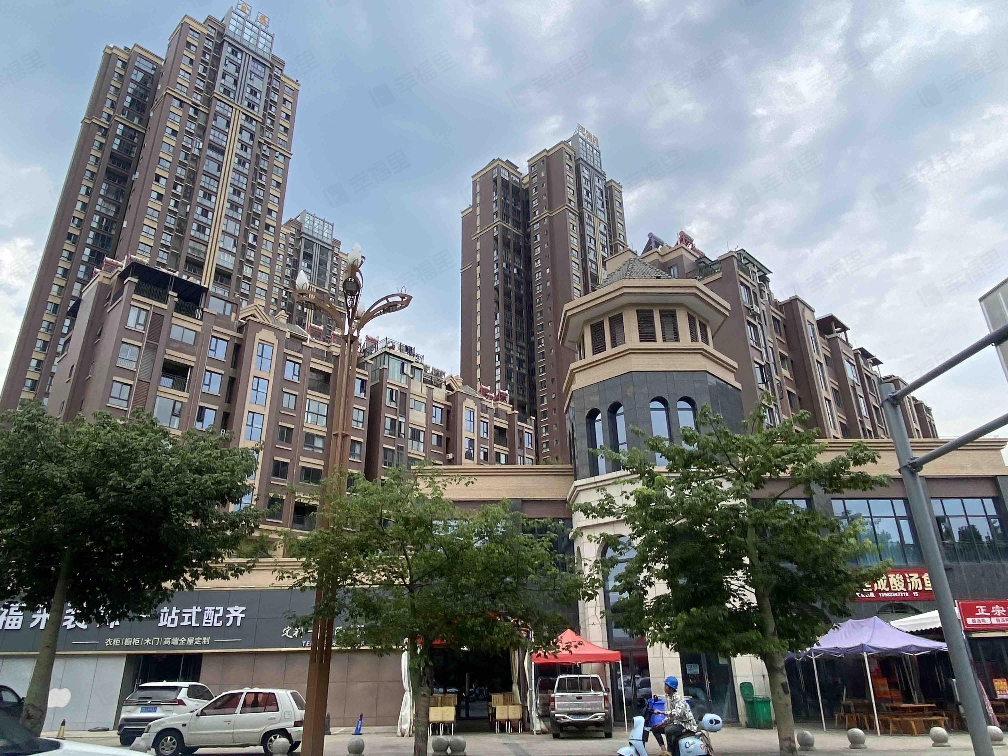 金泰观澜湾小区效果图