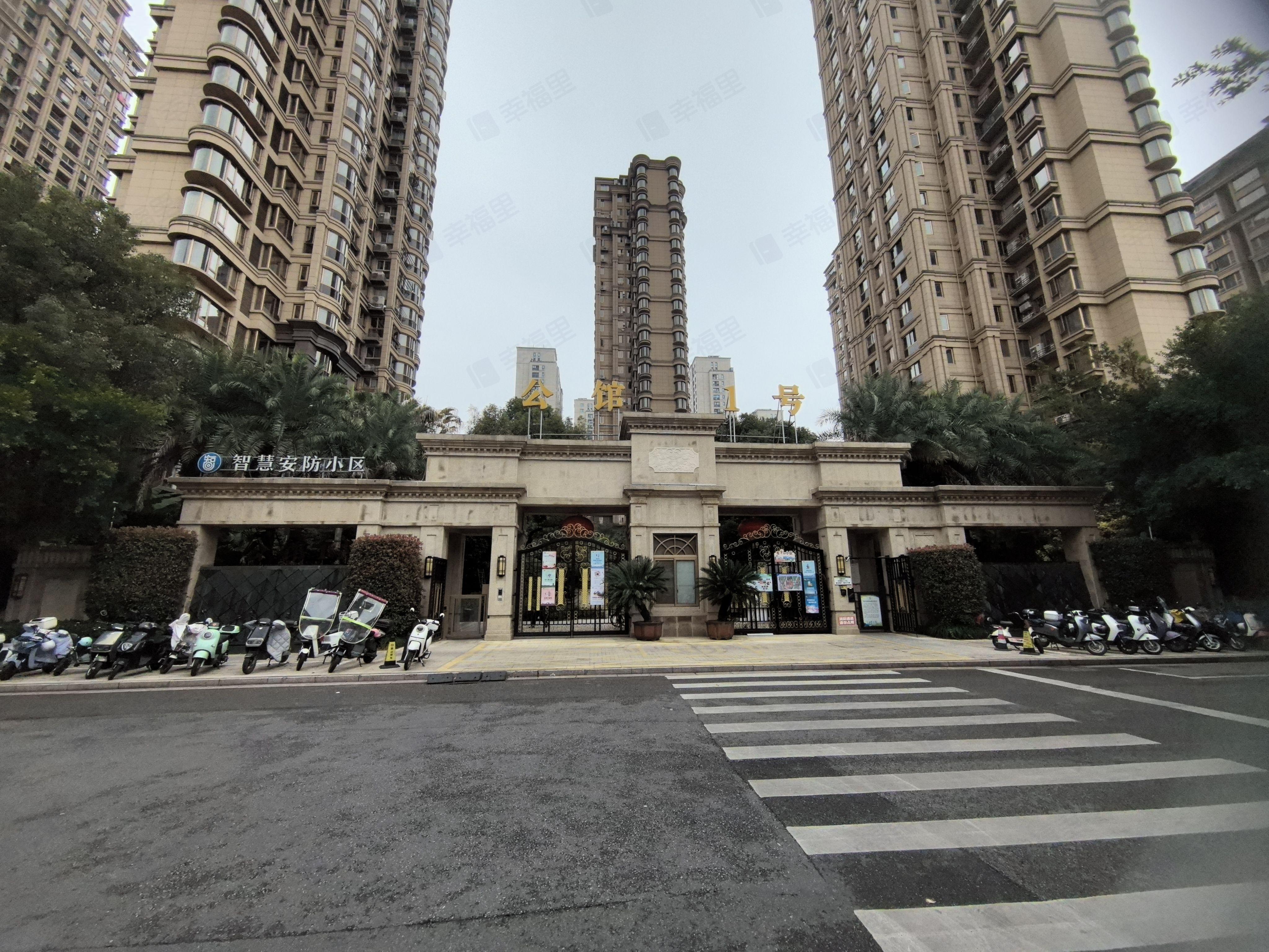 中梁公馆1号小区效果图