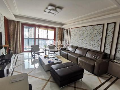 北京绿地清漪园5室2厅191平高楼层/共18层