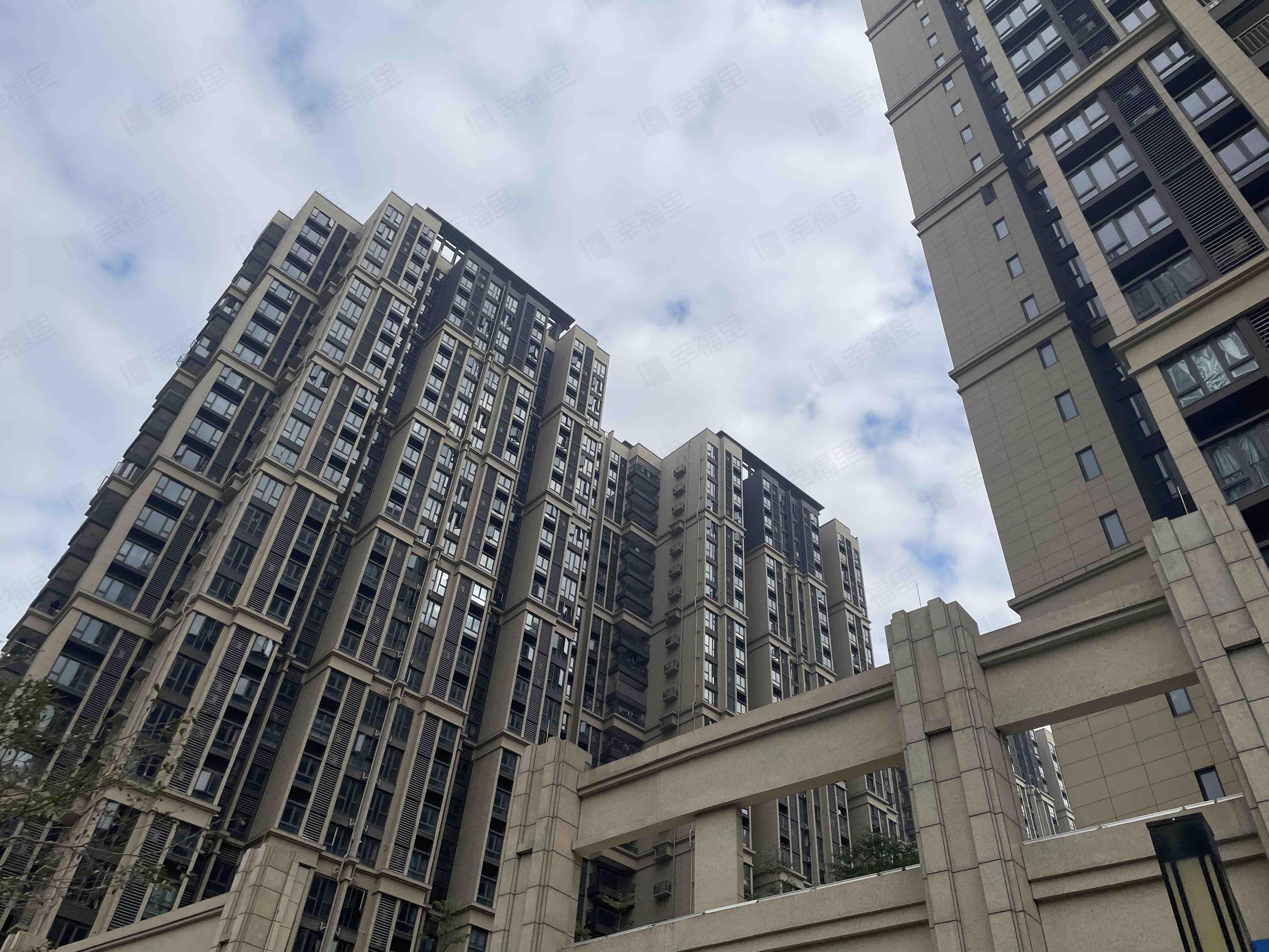 保利林语小区效果图